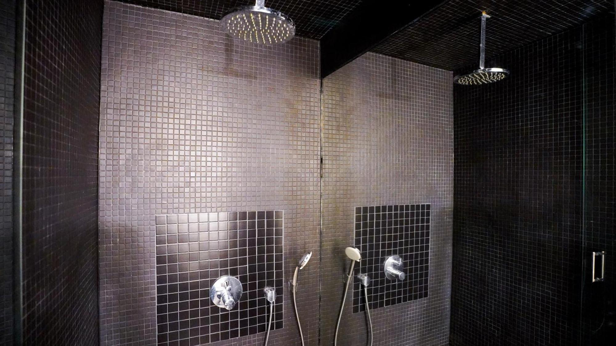 Luxury Jungle Loft With Private Garden, Jacuzzi & Hammam