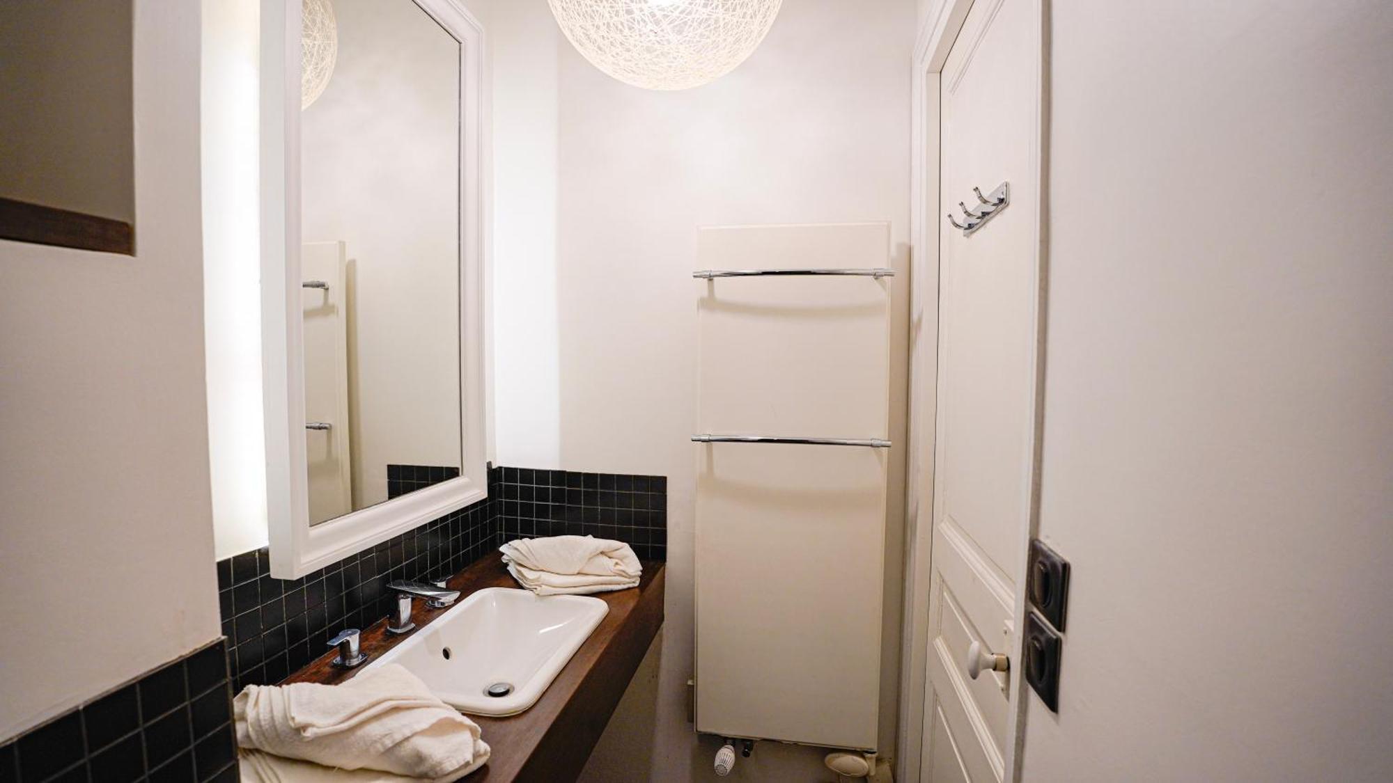 Luxury Jungle Loft With Private Garden, Jacuzzi & Hammam *