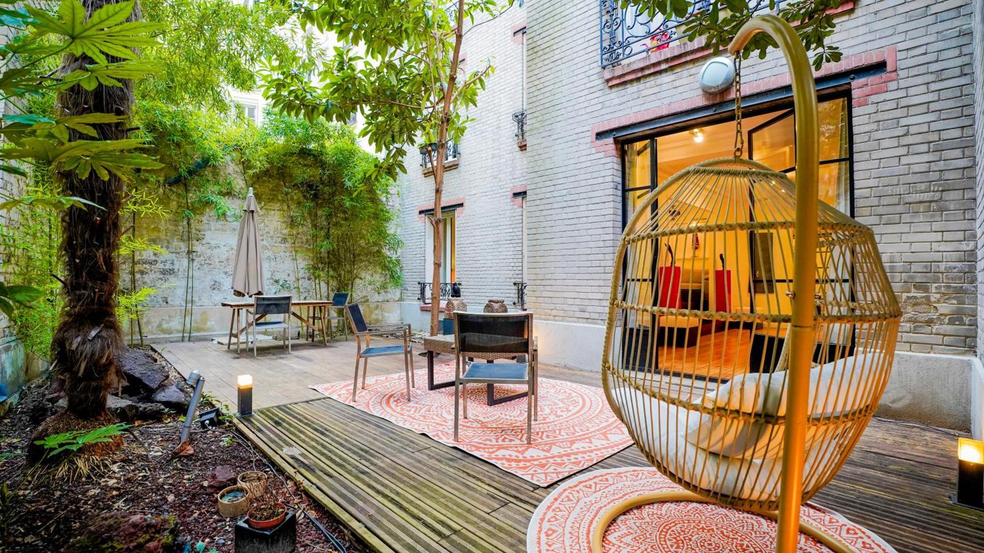 Luxury Jungle Loft With Private Garden, Jacuzzi & Hammam Apartment