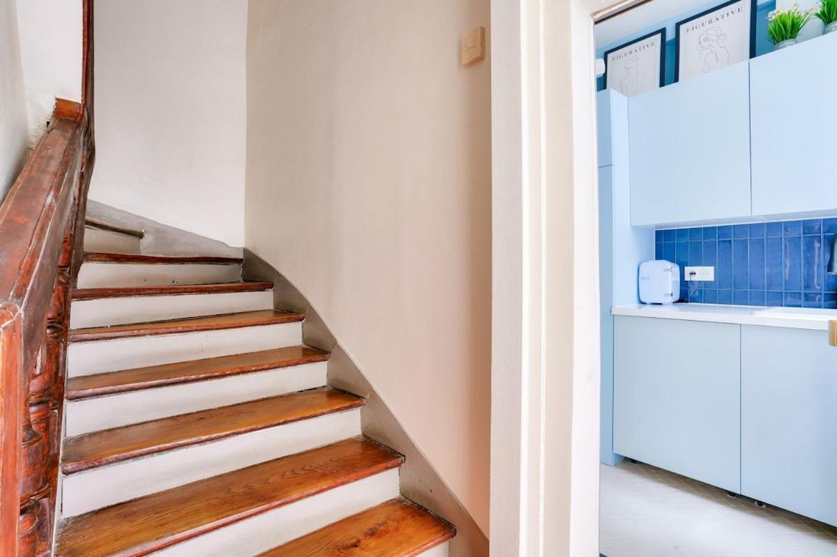 Apartment Renovated In The Heart Of The Marais *