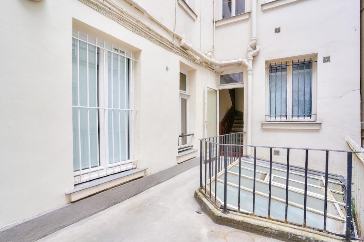 Renovated In The Heart Of The Marais Apartment Paris