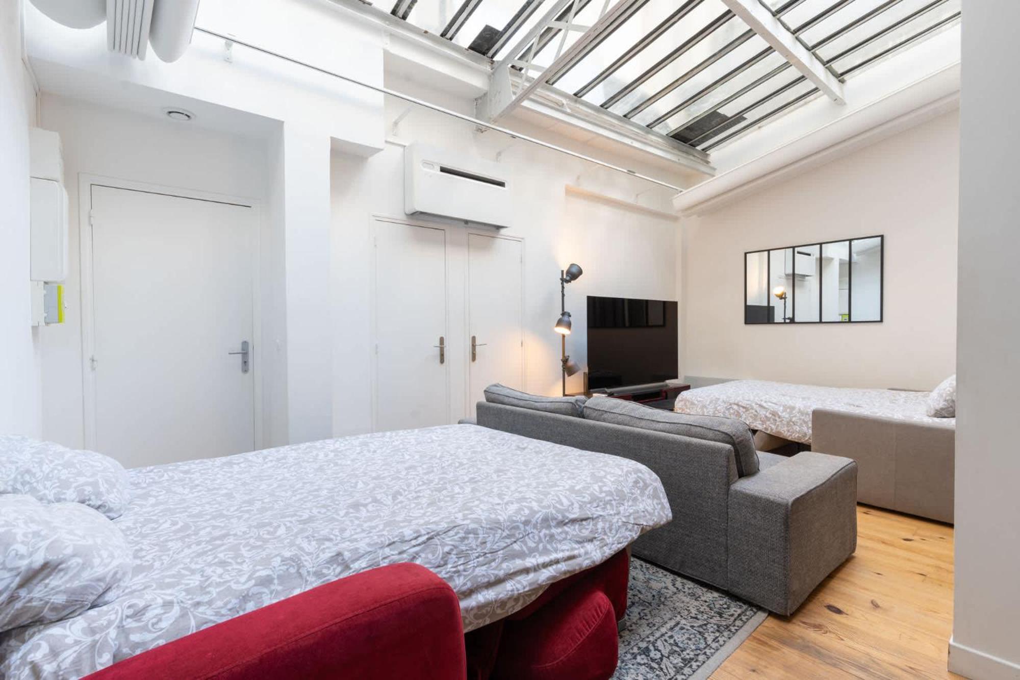 Apartment Loft House 3 Bedroom Bastille, Marais Ac By Lcc Agency Paris