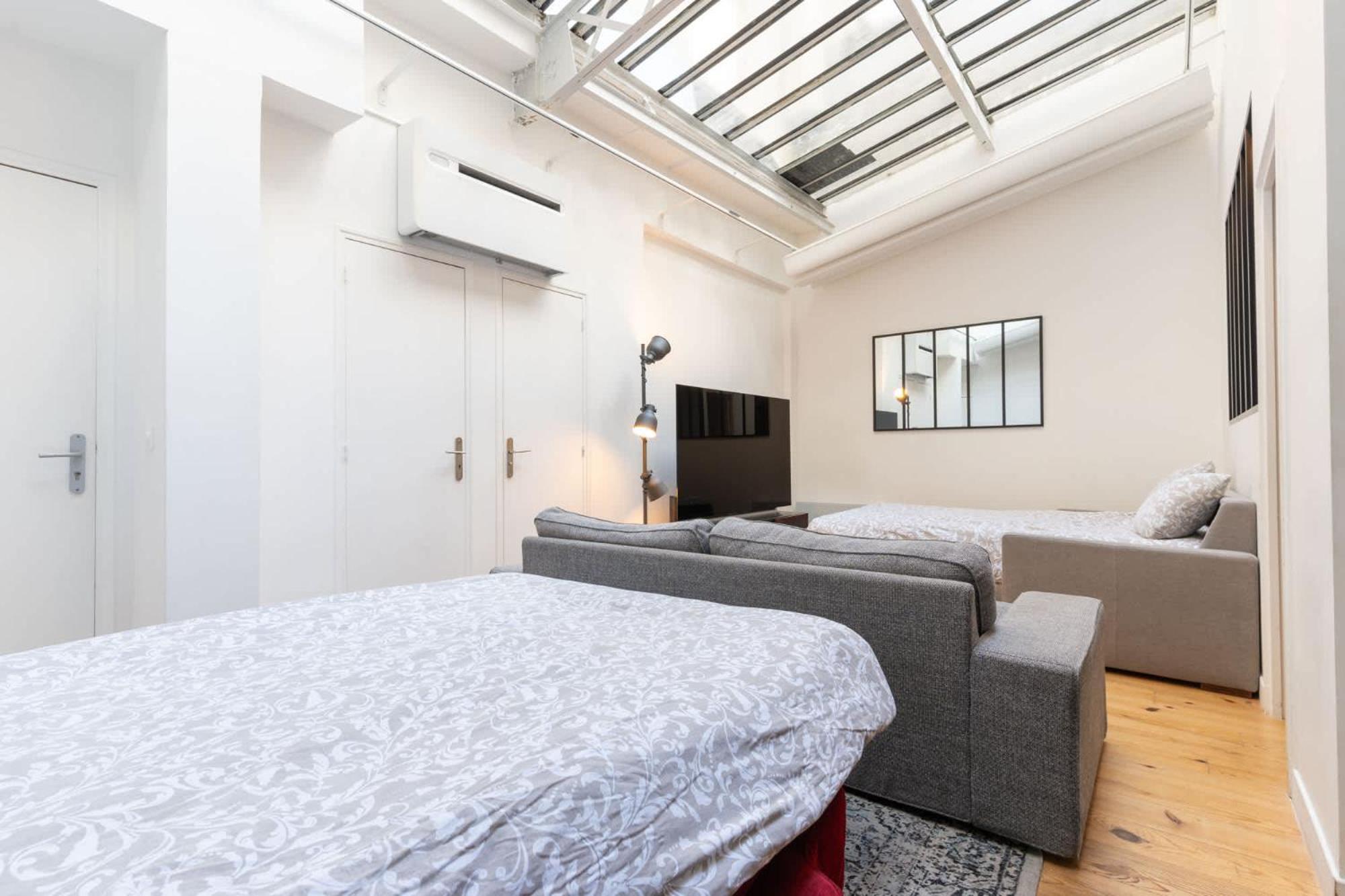 Loft House 3 Bedroom Bastille, Marais Ac By Lcc Agency * Paris