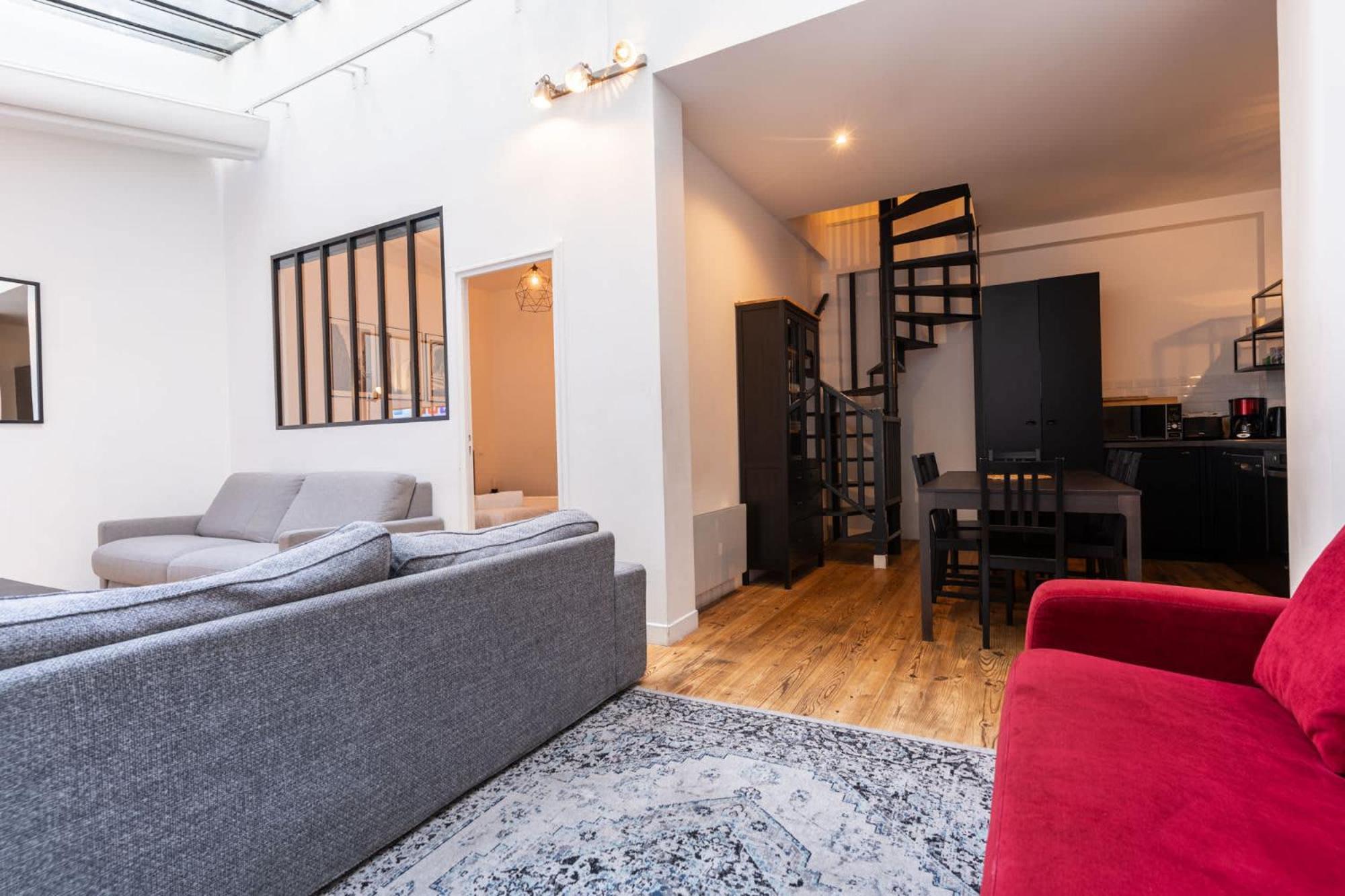 Loft House 3 Bedroom Bastille, Marais Ac By Lcc Agency *