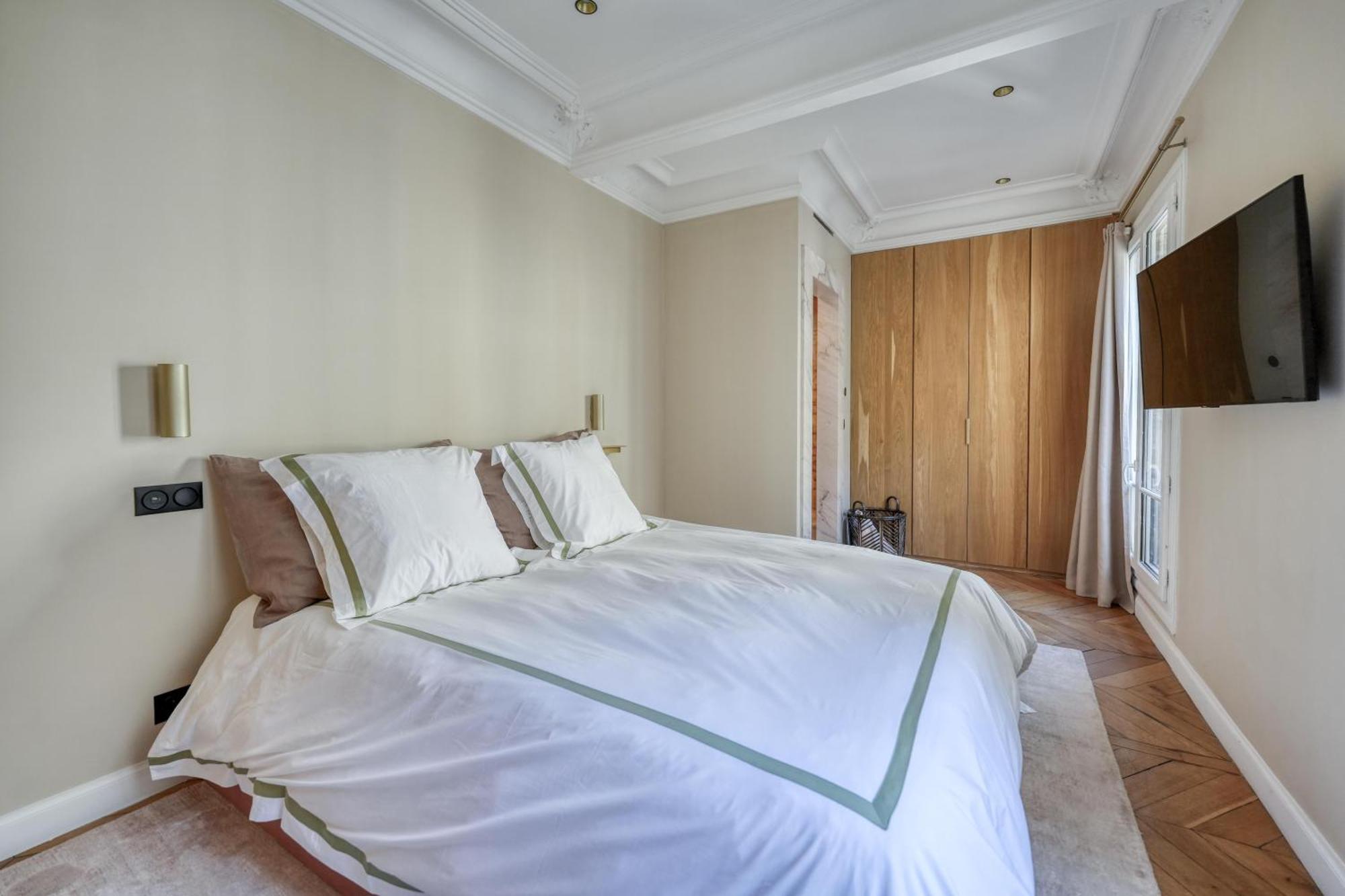 Apartment Montaigne Luxury *
