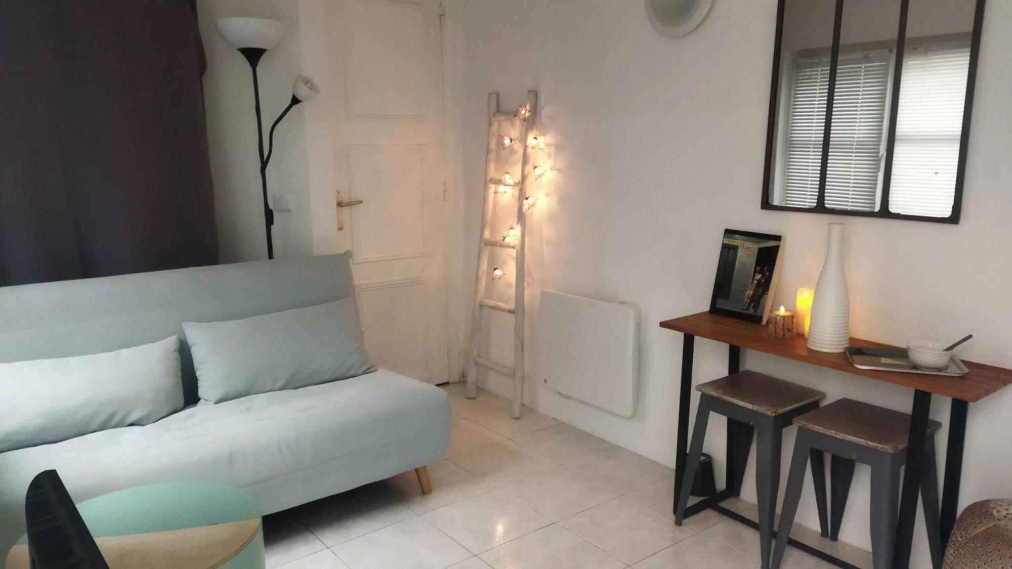 Cosy A 12m² Avec Terrasse Privee * Paris