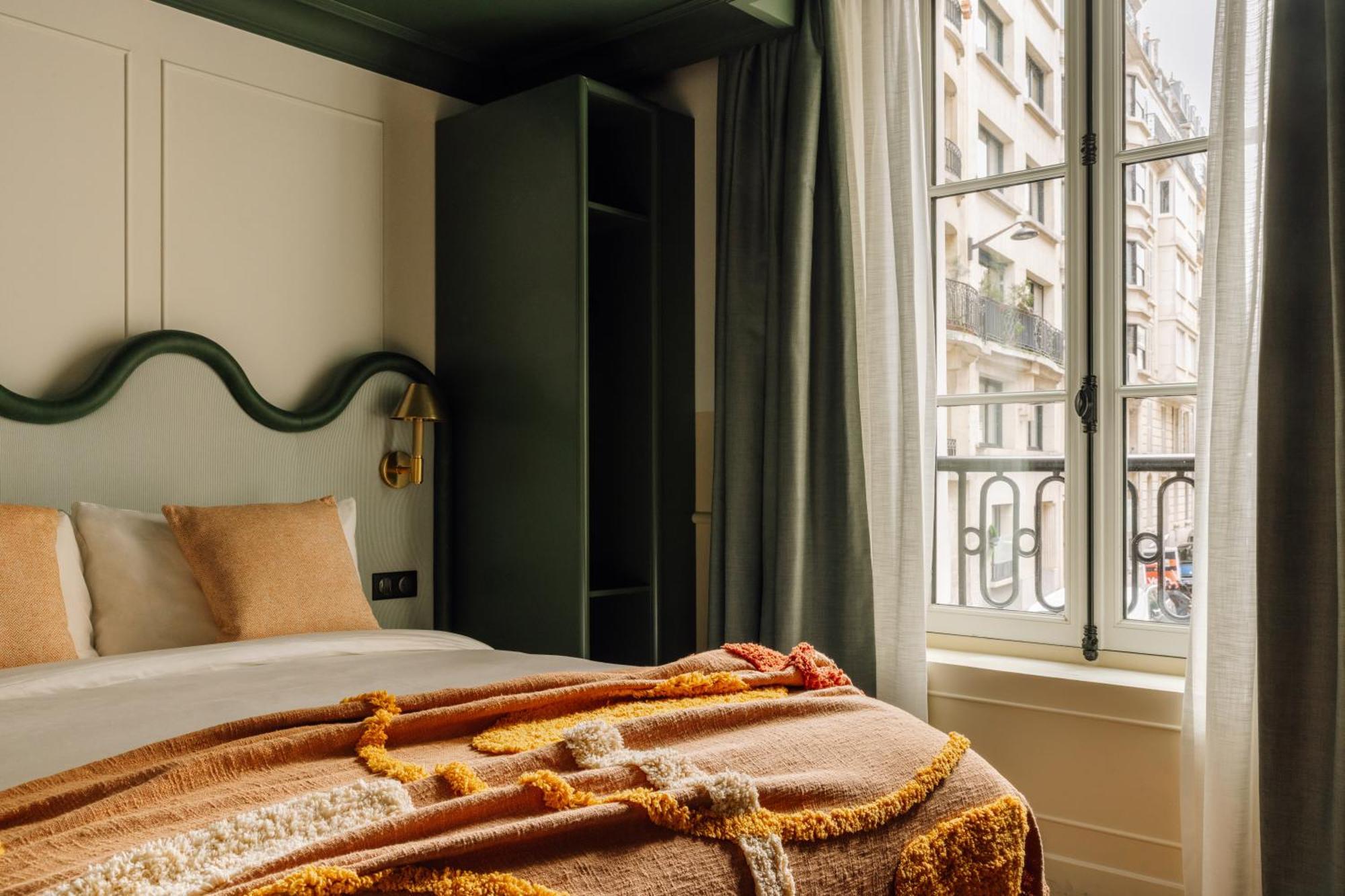 Le Jardin De Verre By Locke Hotel Paris