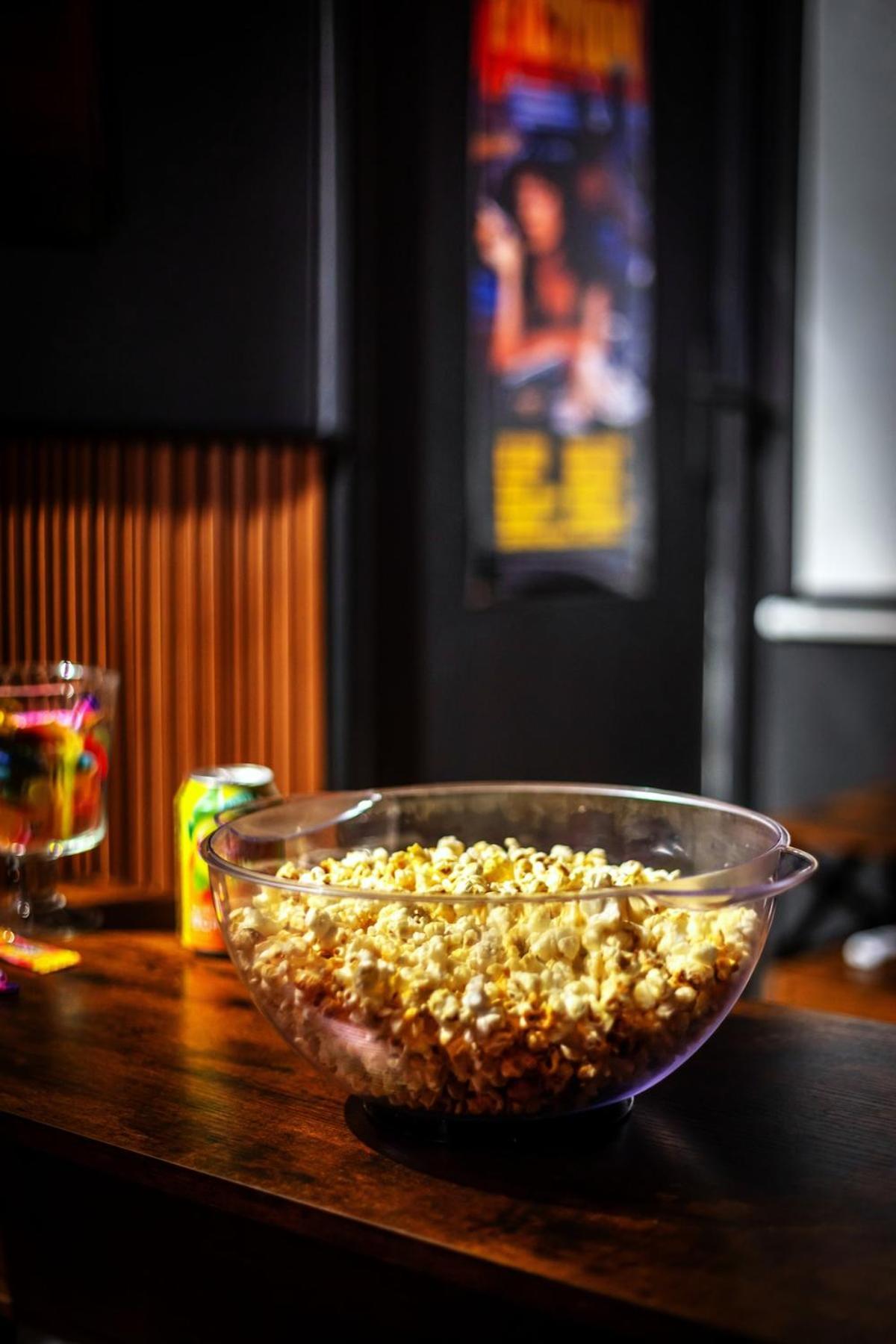Apartment Cinema
