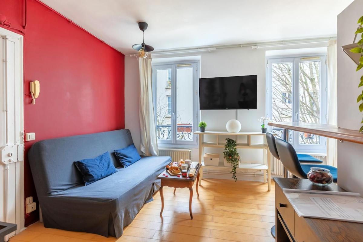 Cinema Apartment *