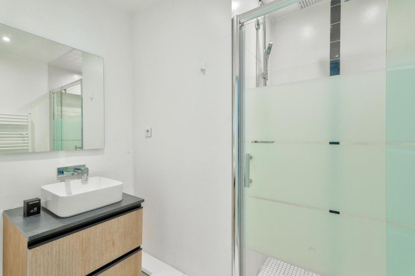 Guestready - Modern Comfort In Les Batignolles