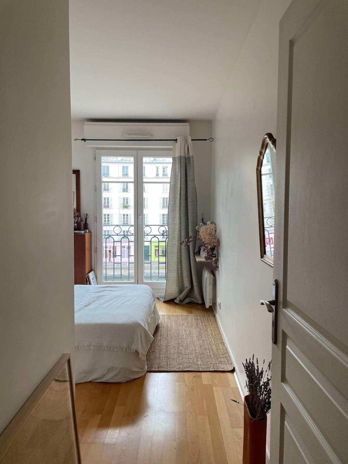 Spacious And Bright - Canal St-martin Paris