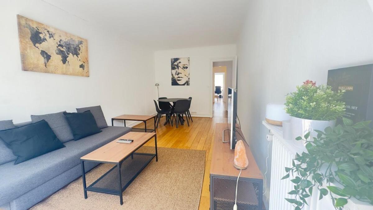 Cosy Two Bedroom Near The Eiffel Tower Apartment