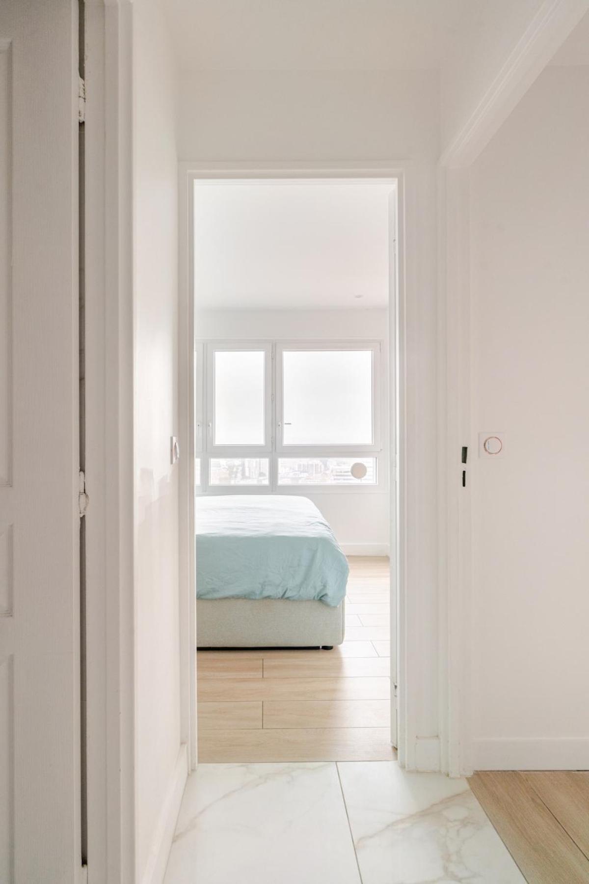 Apartment With Amazing View Of Parking Paris