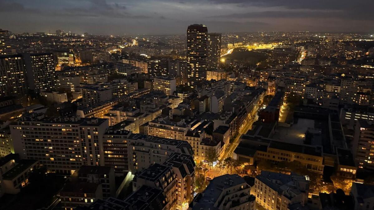 With Amazing View Of Parking * Paris