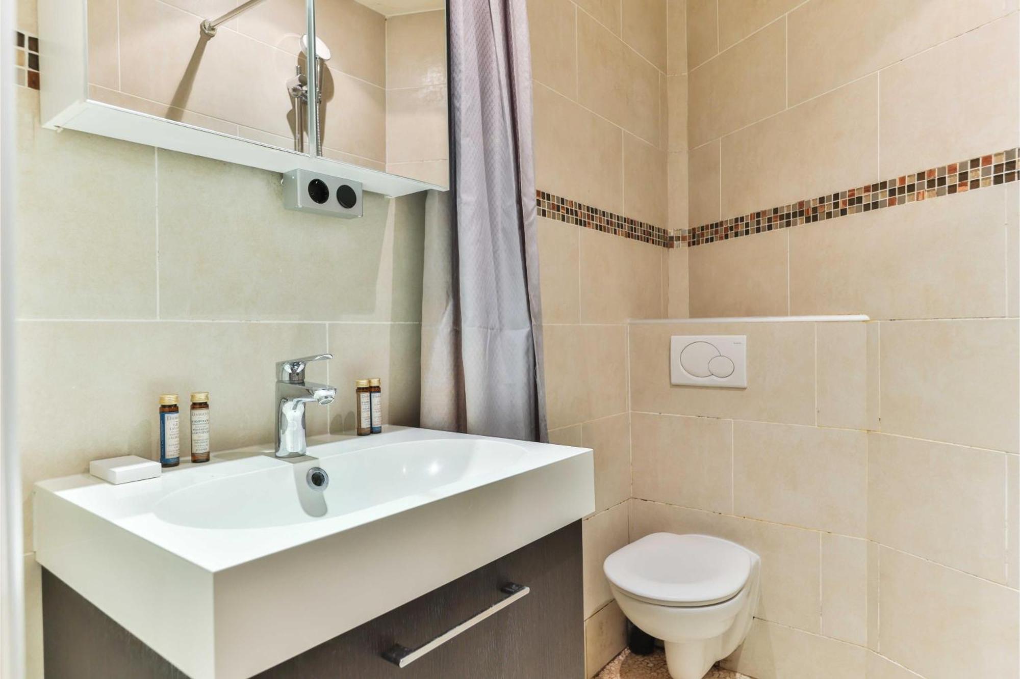 Apartment Charming - 1br 4p - Eiffel Tower