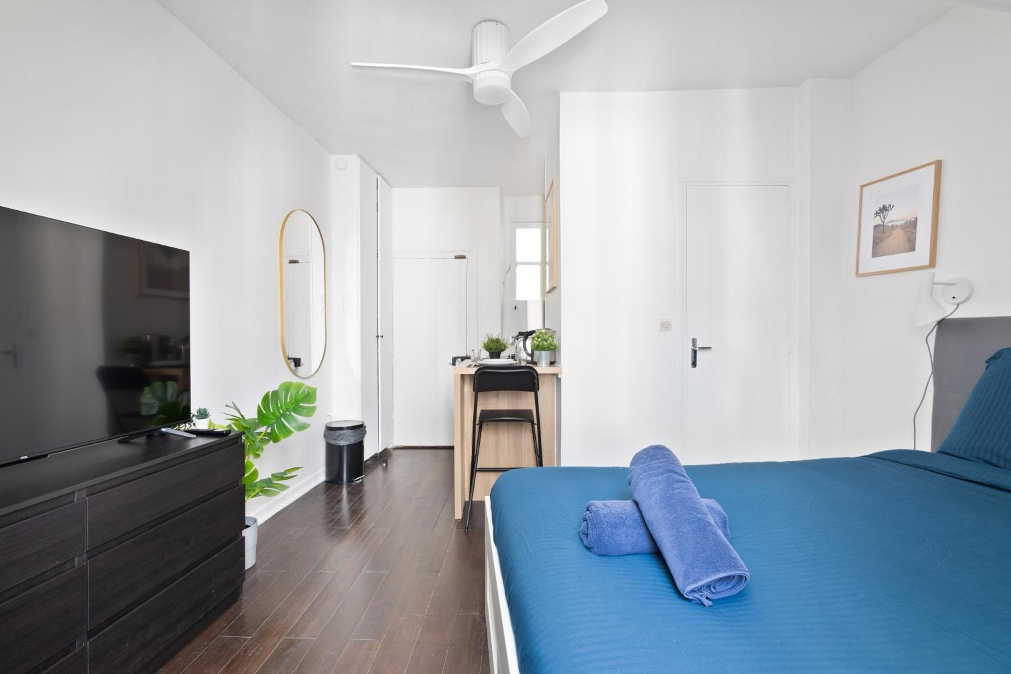 Superb Quartier Les Marais Free Netflix *