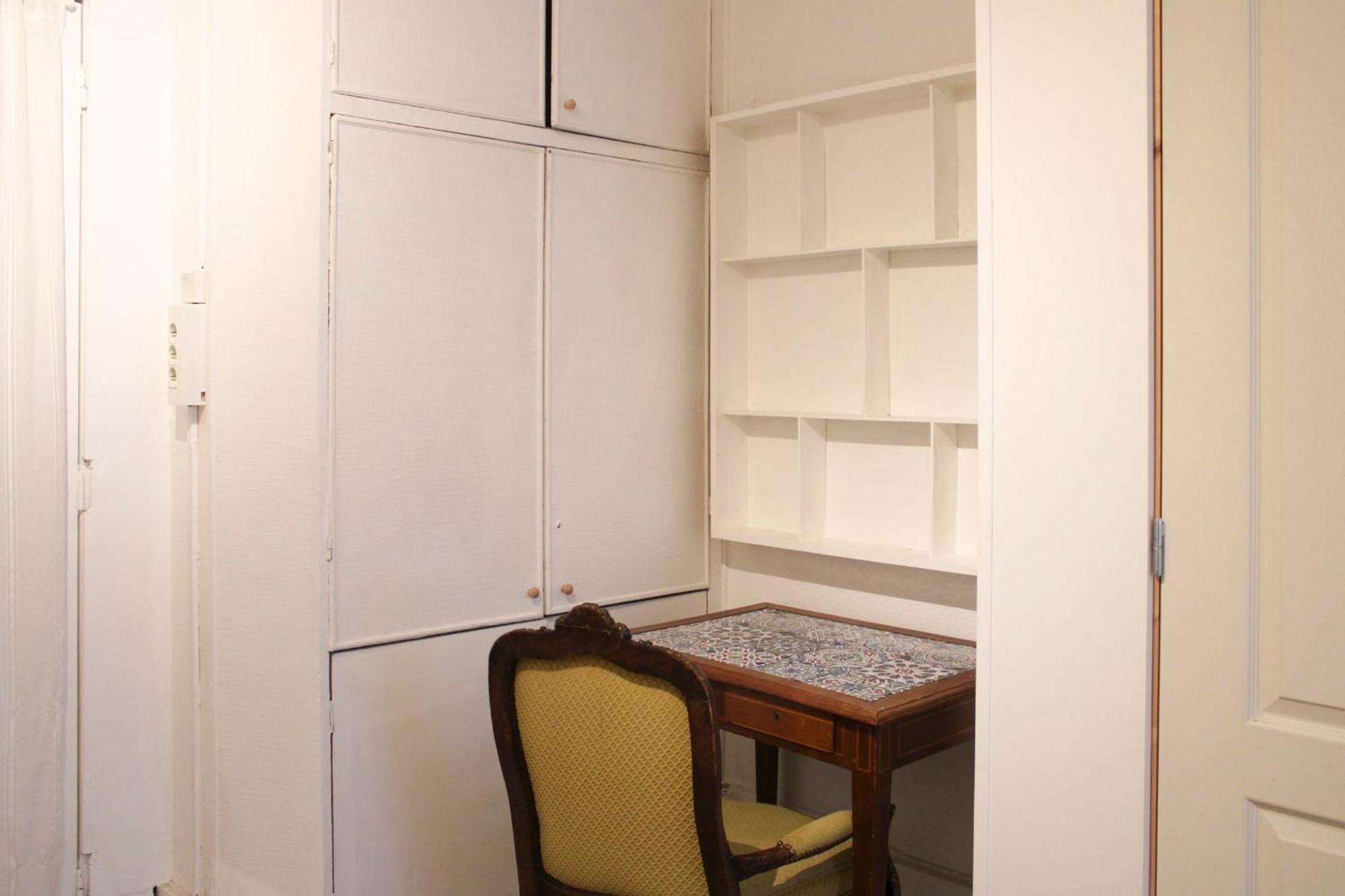 Charming For 4 People In 15