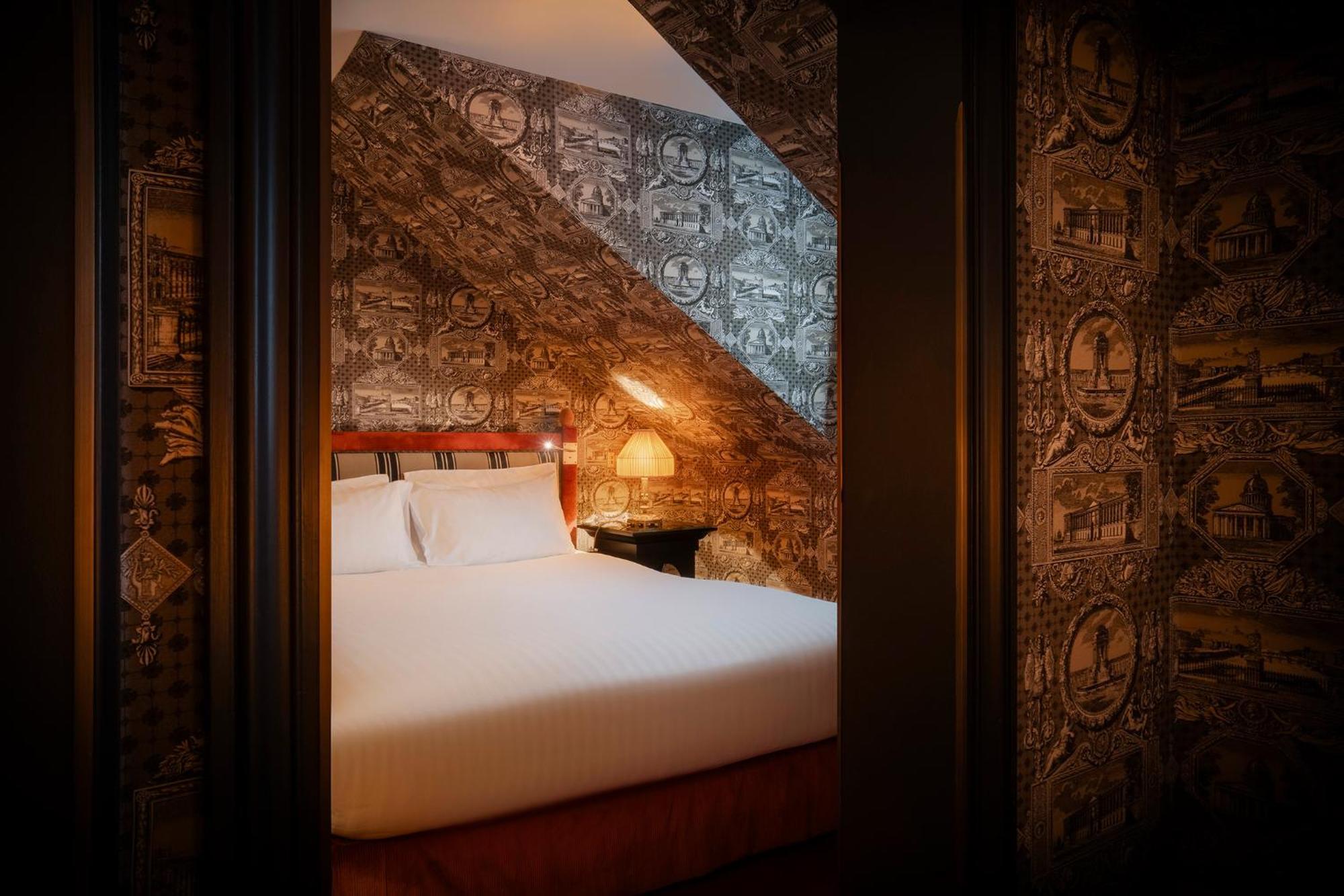 Maison Athenee 4* Paris