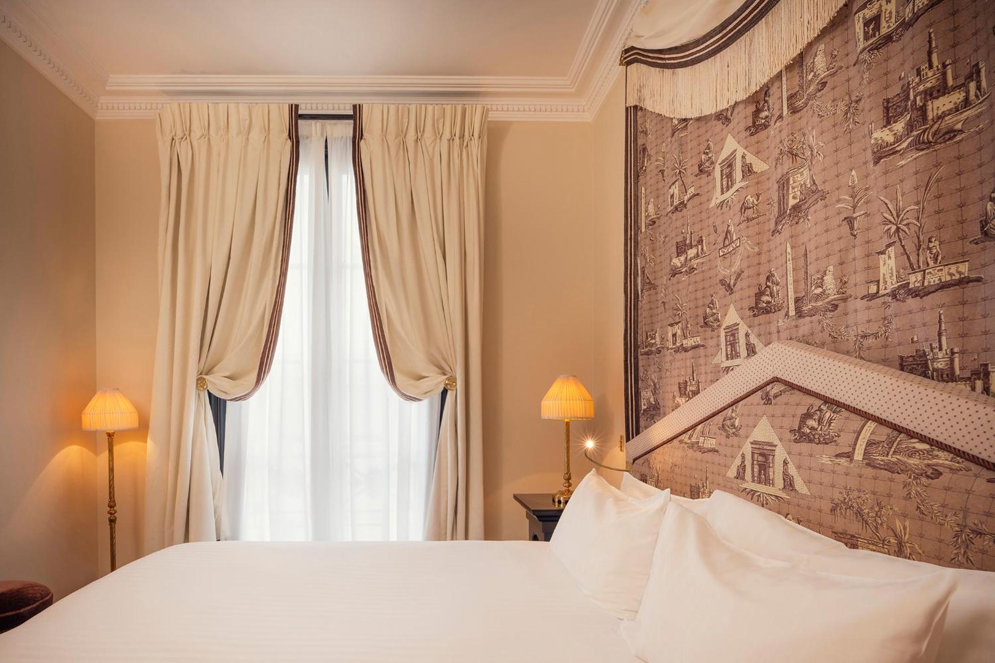 Hotel Maison Athenee Paris