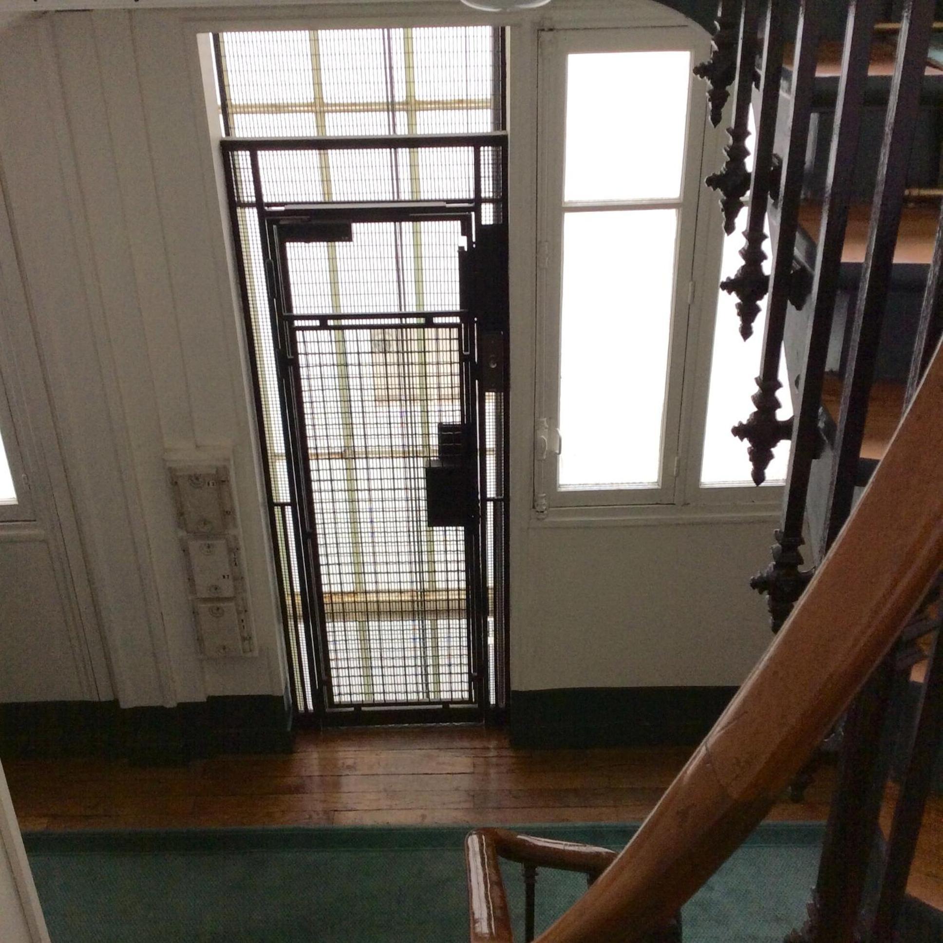 Apartment Brouilly One Block From Eiffel Tower Paris