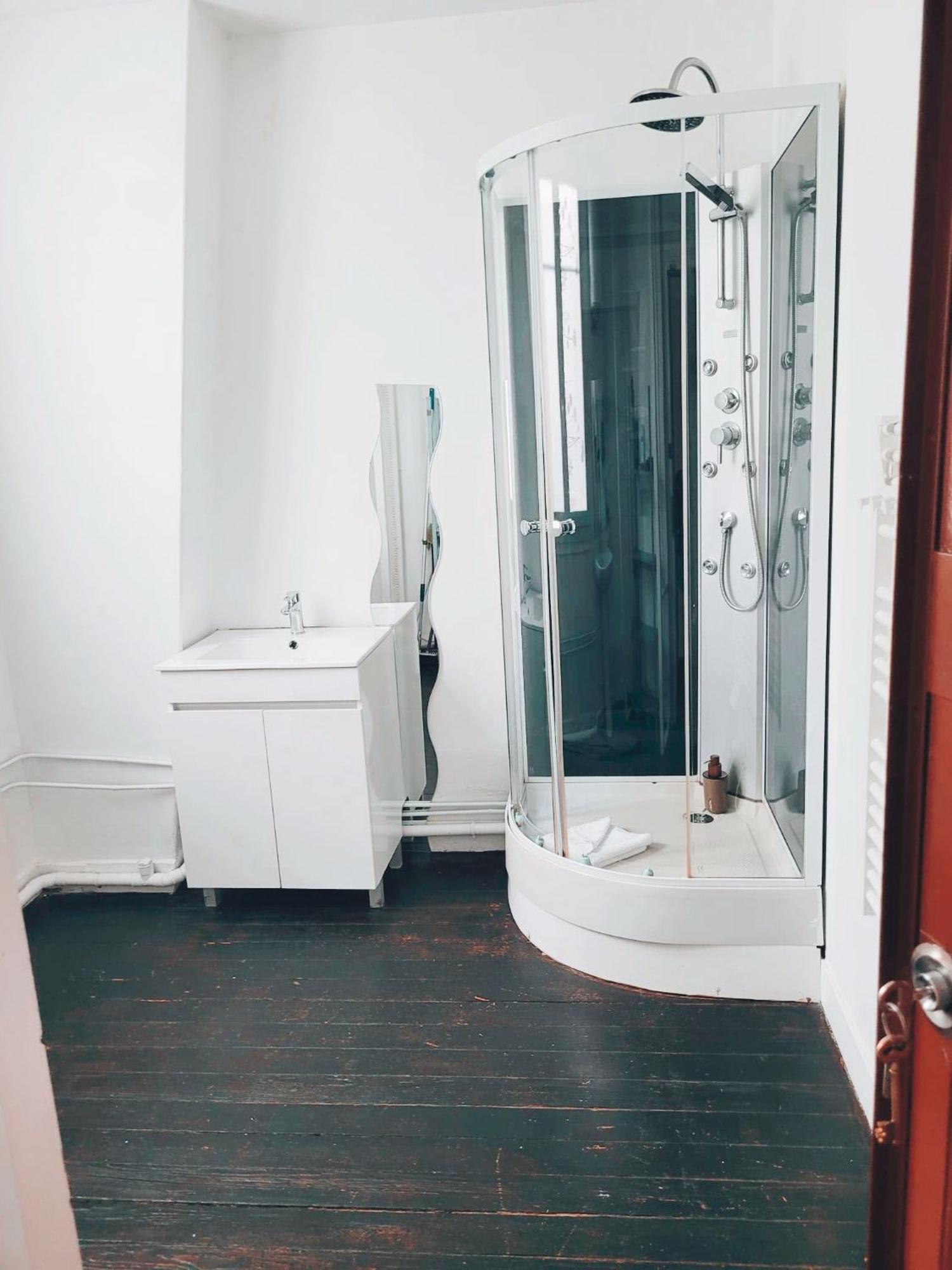 Location En Plein Coeur De N°21 Apartamento Paris