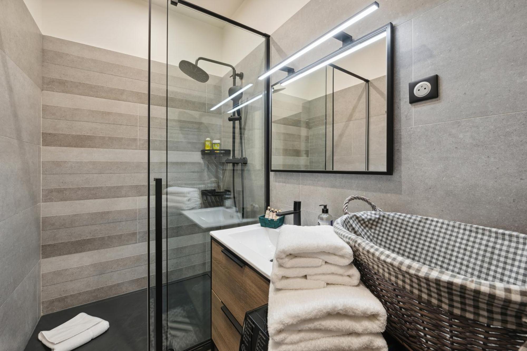 La Maison Kleber - Luxury Apartments, Champs-elysees - Eiffel Tower Apartment *
