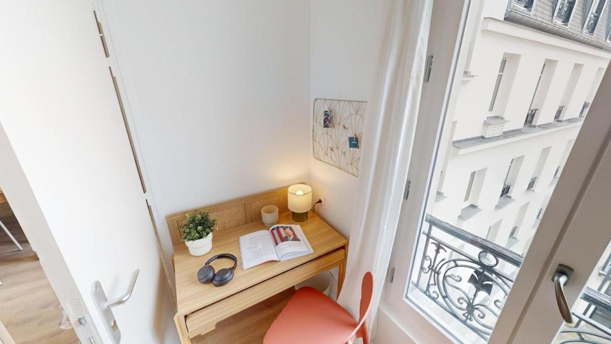 Beautiful Near The Canal Saint-martin