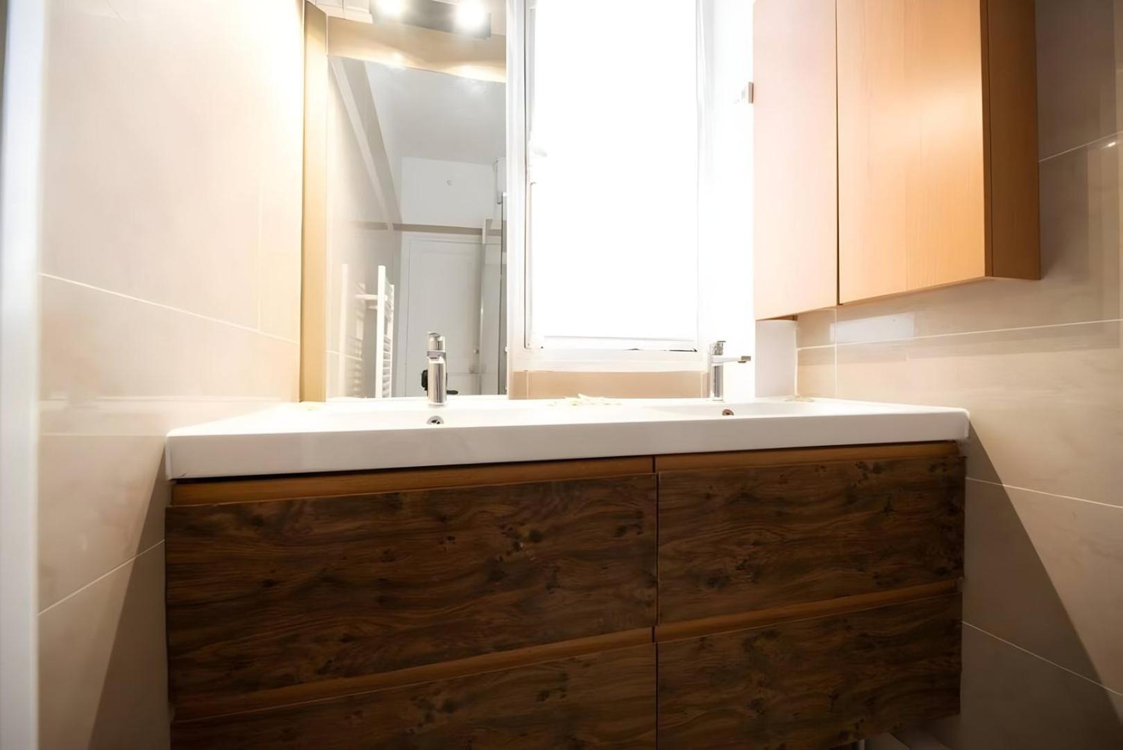 Tbs 323 - Superb With Eiffel Tower View Apartment Paris