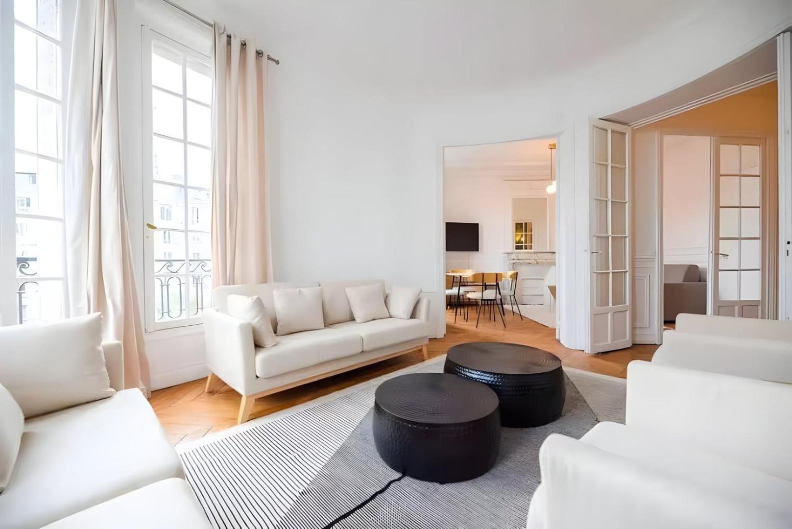 Tbs 323 - Superb With Eiffel Tower View Apartment
