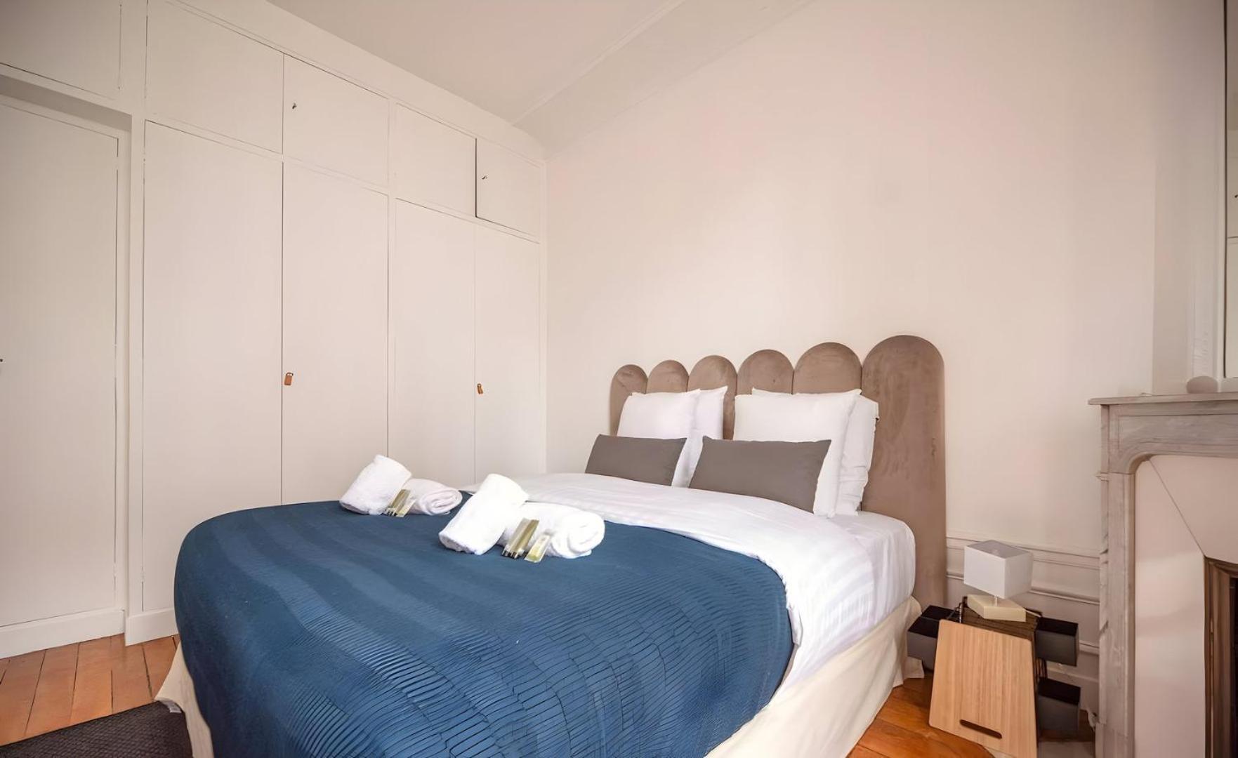 Tbs 321 - Superb With Eiffel Tower View Apartment *