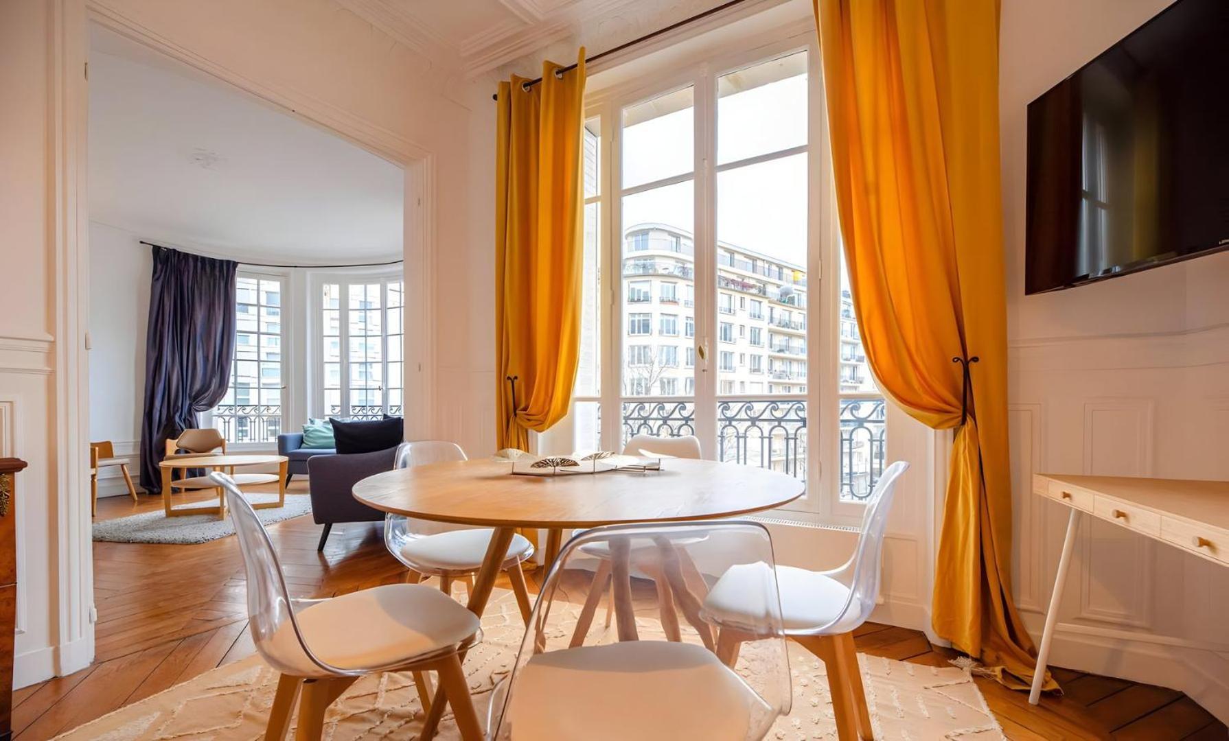 Apartment Tbs 321 - Superb With Eiffel Tower View *