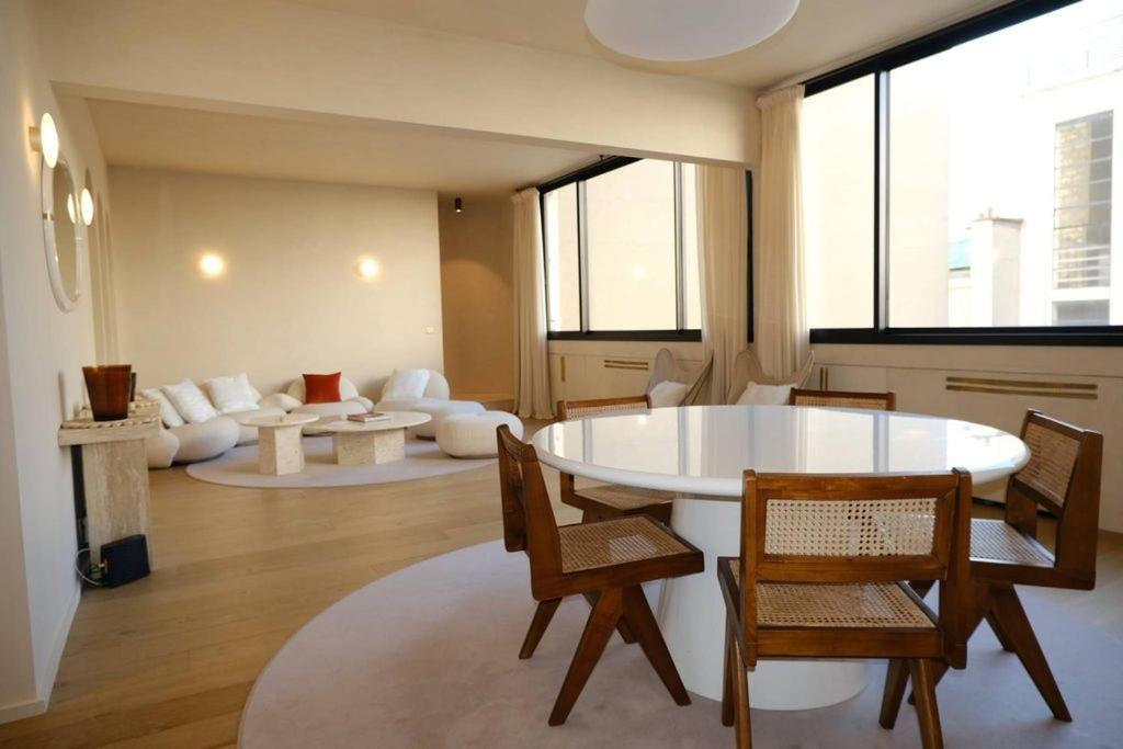 Confortable Luxe 3 *
