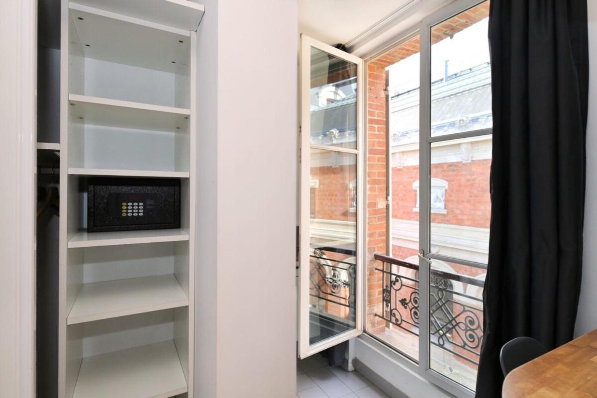 405 - Sejour Romantique Dans Un De 5 Paris