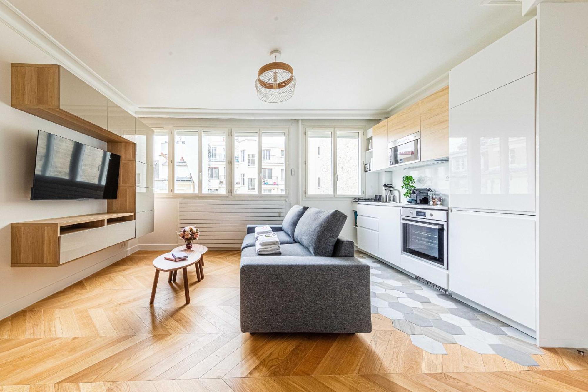 Superb Trocadero Eiffel Tower Apartment