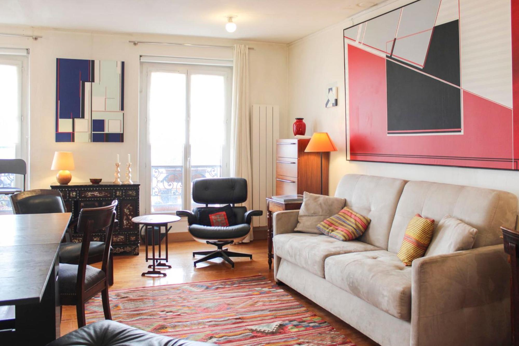 Apartment T2 Of 48 M2 Near The Catacombs Of *