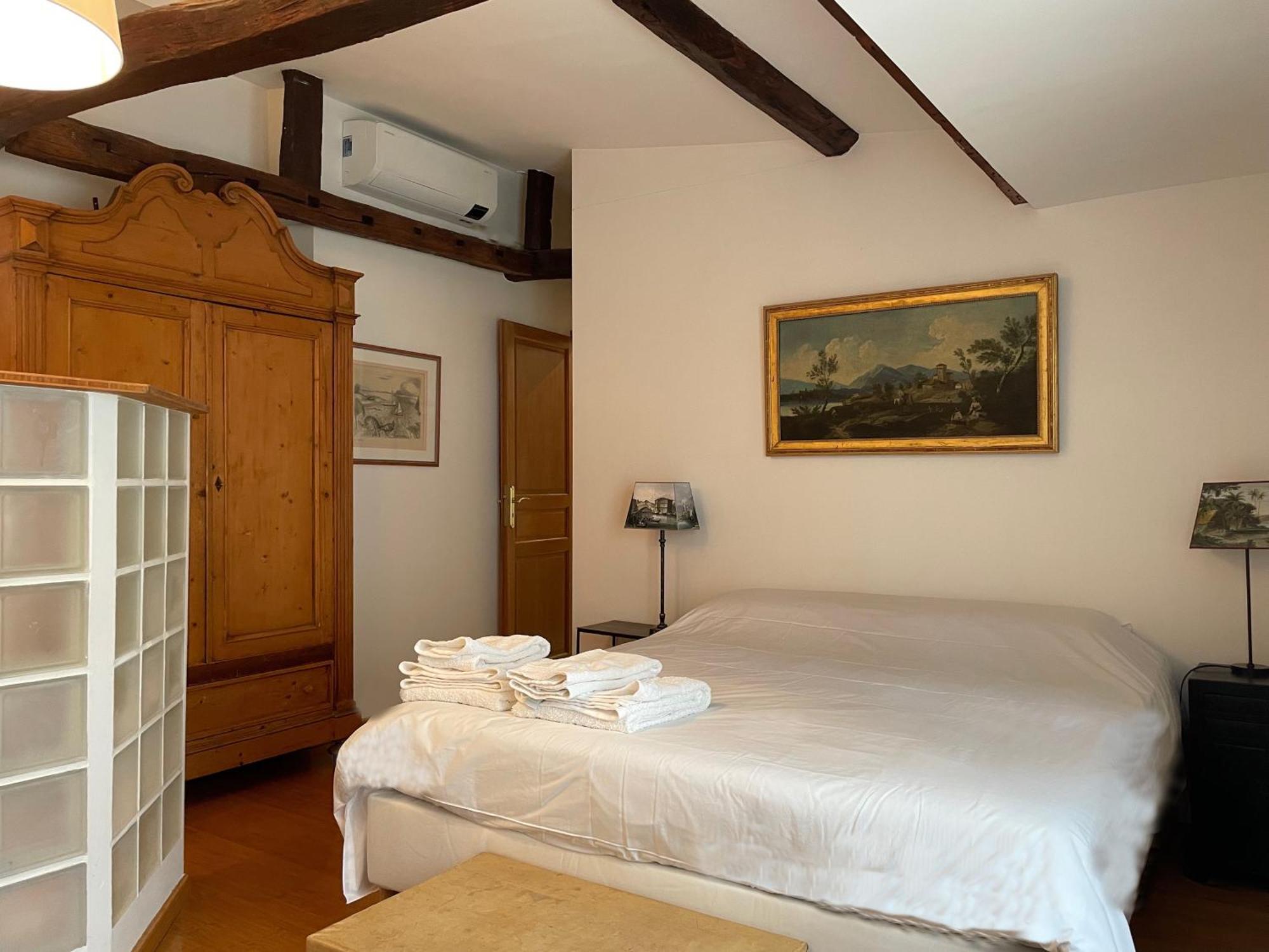 Apartment Odeon 1 Bedroom, Ac, Lift, Terrace, Garage *