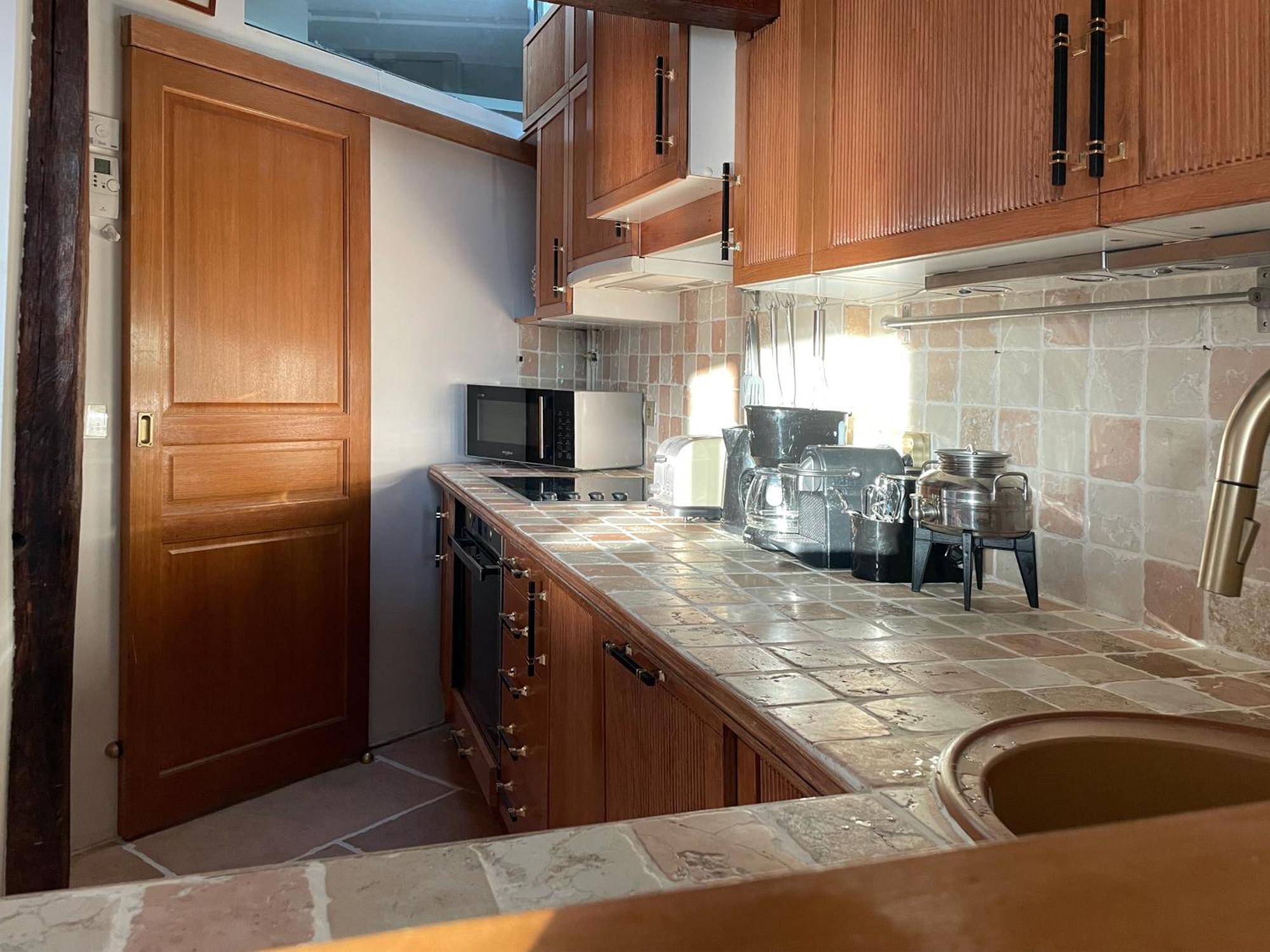 Apartment Odeon 1 Bedroom, Ac, Lift, Terrace, Garage *