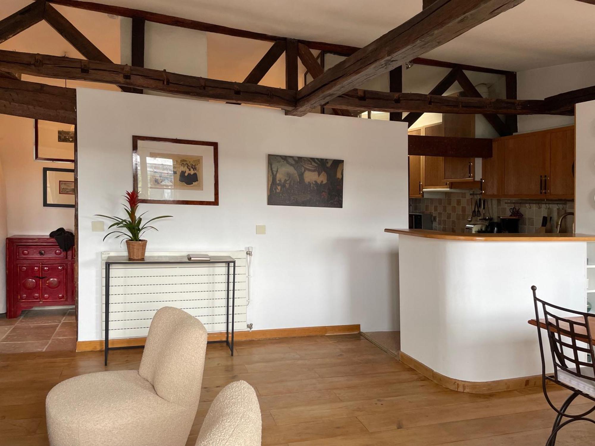 Odeon 1 Bedroom, Ac, Lift, Terrace, Garage Apartment