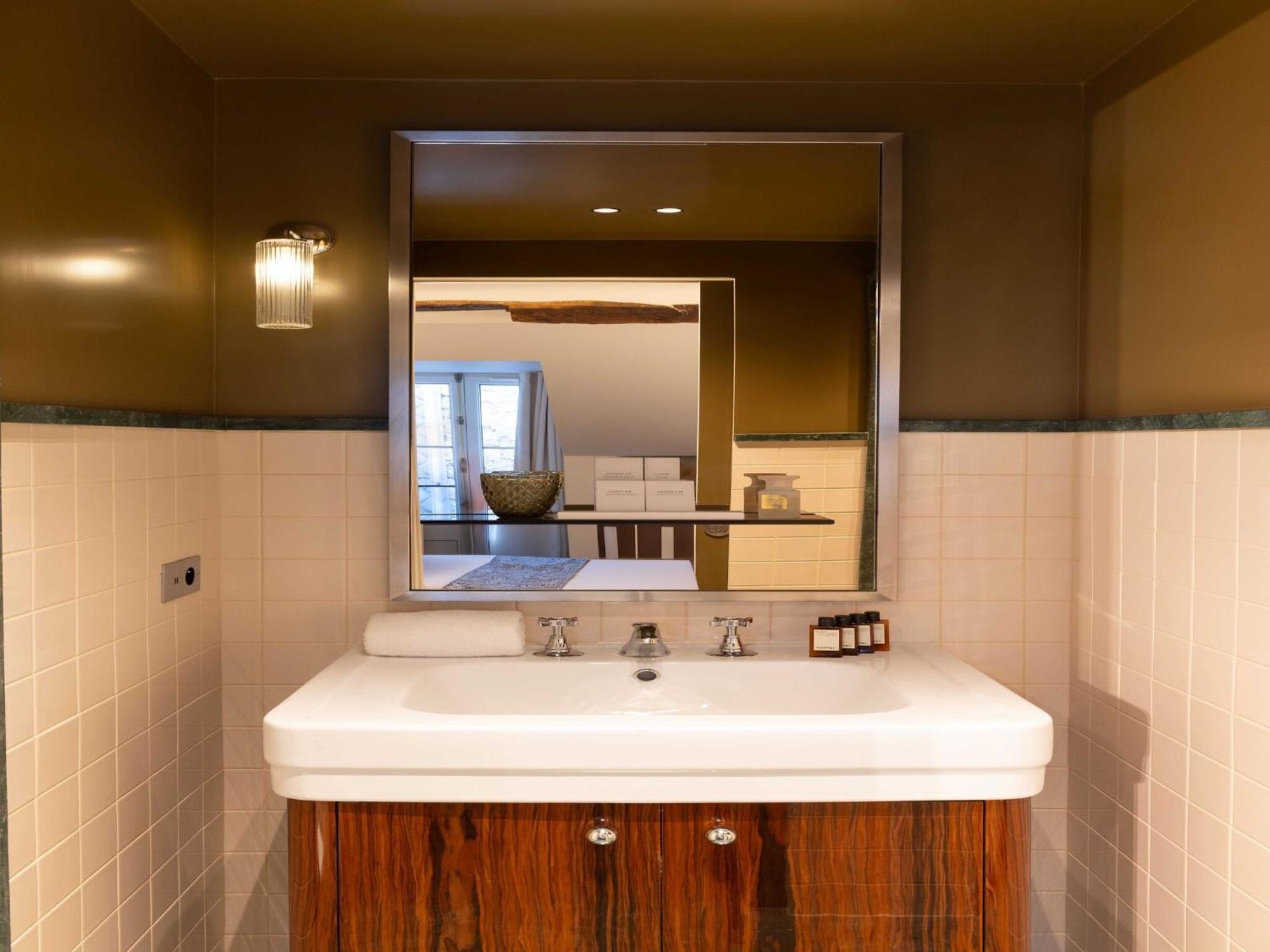 Palais Bourbon - 52 - 2p - Invalides Apartment *