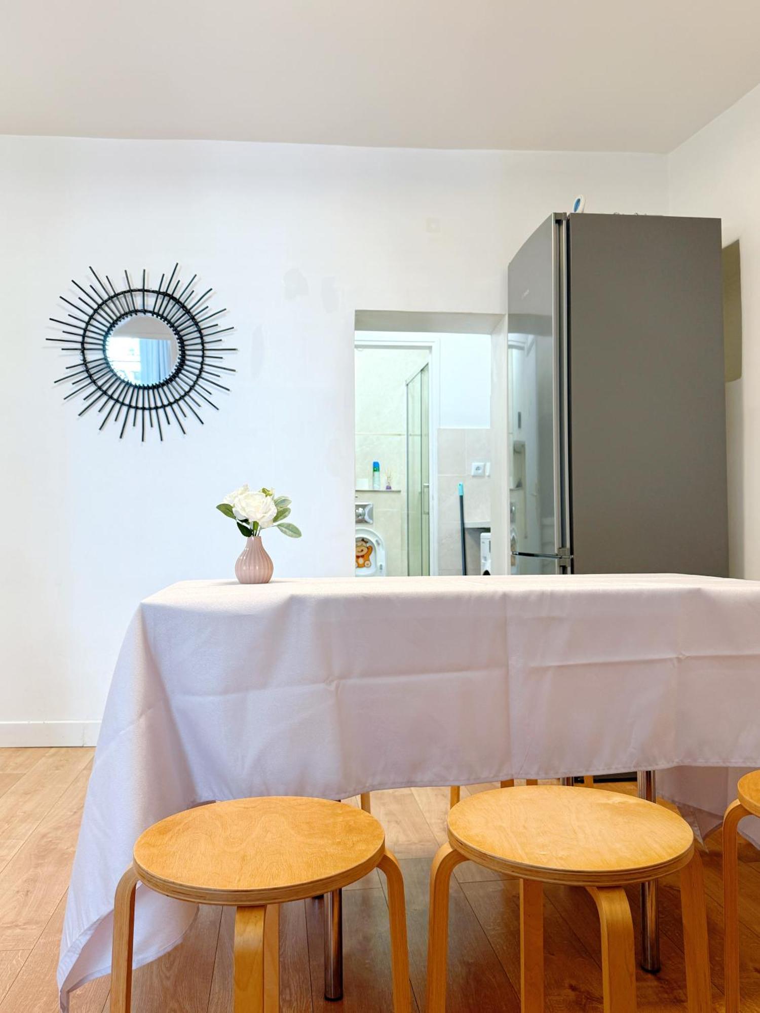 5 People Centre 3em In Meslay Marais Apartment Paris