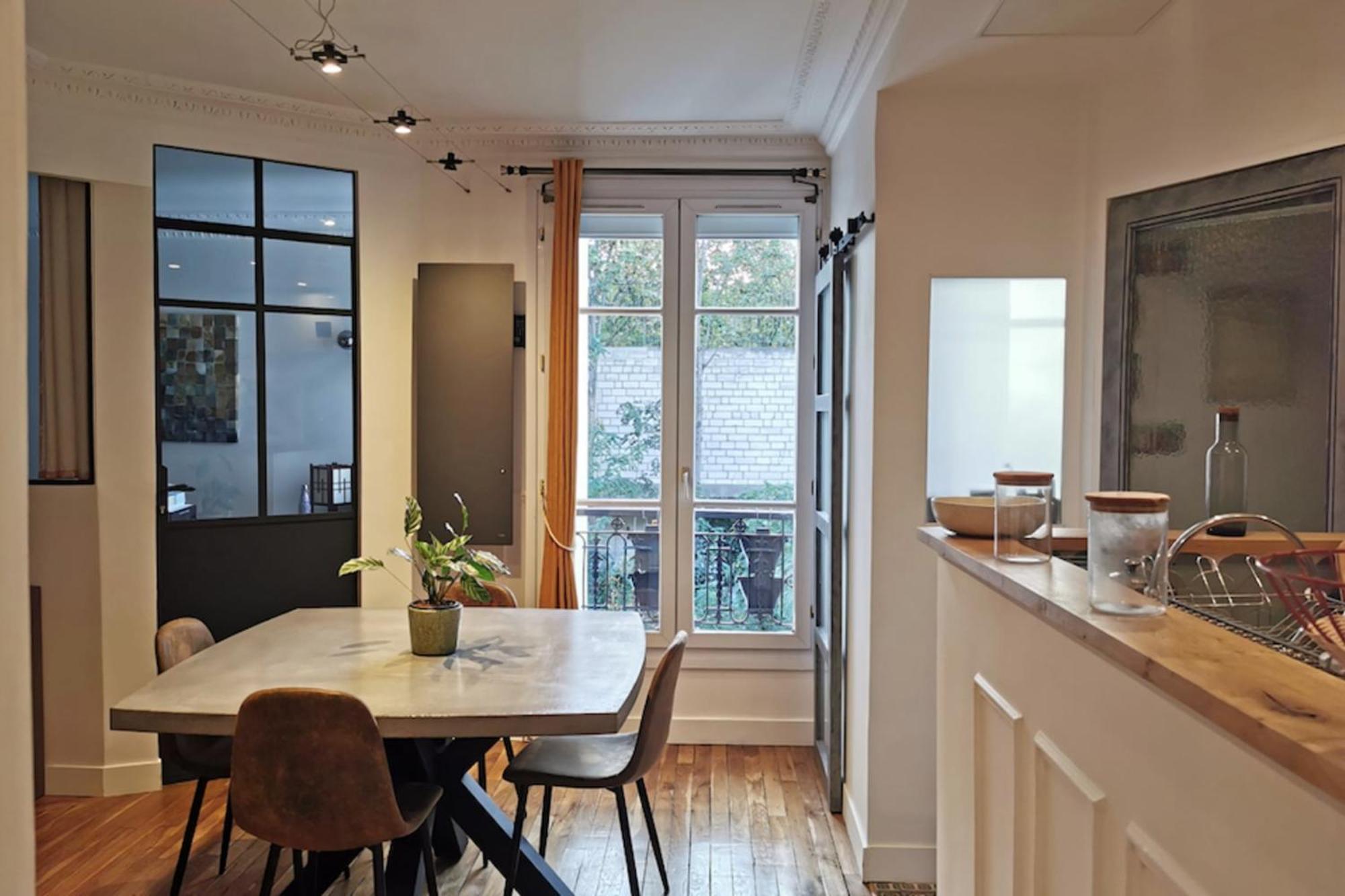 Apartment T2 In The Heart Of Pere Lachaise