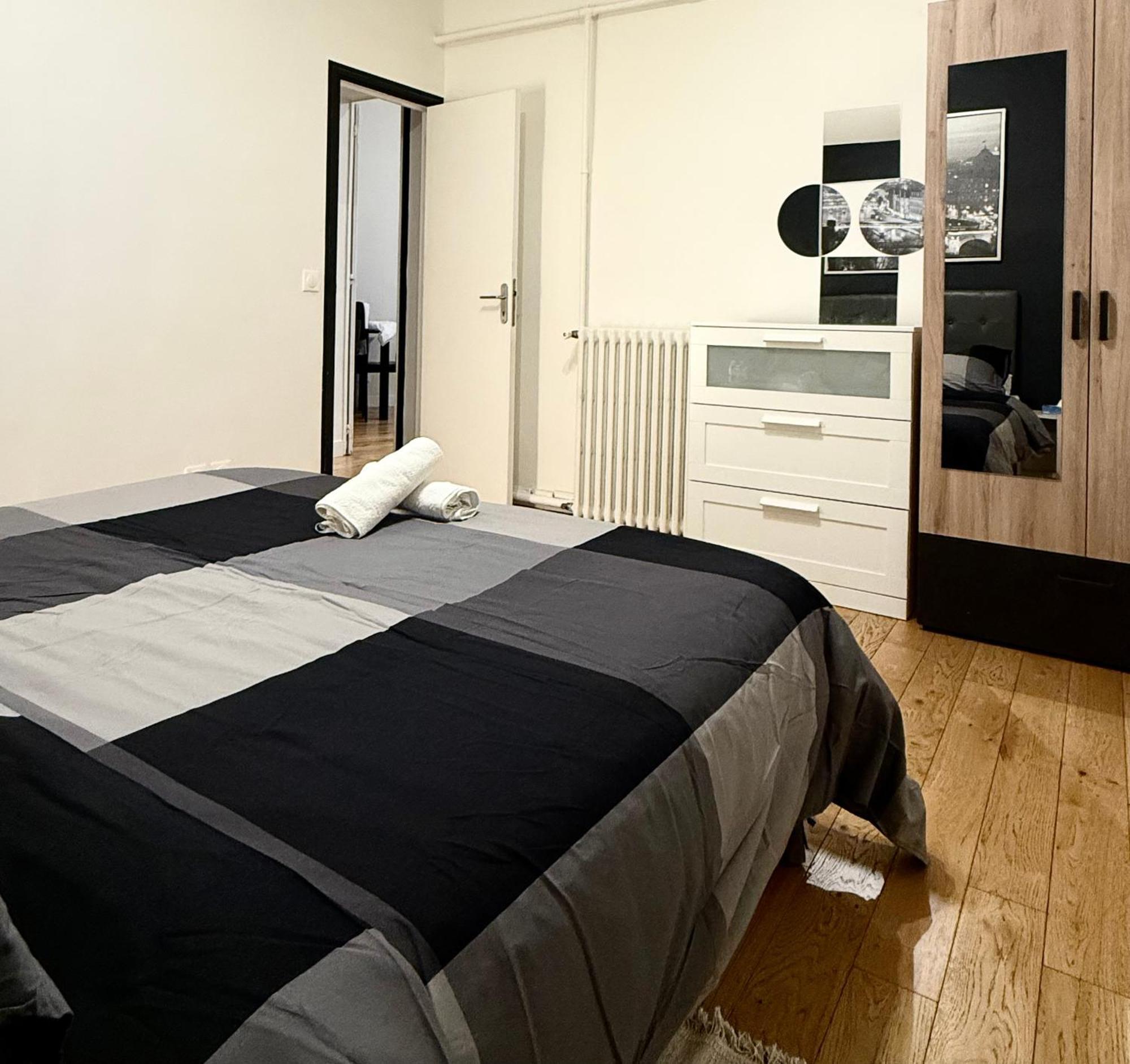 Apartment Family Champs Elysees *