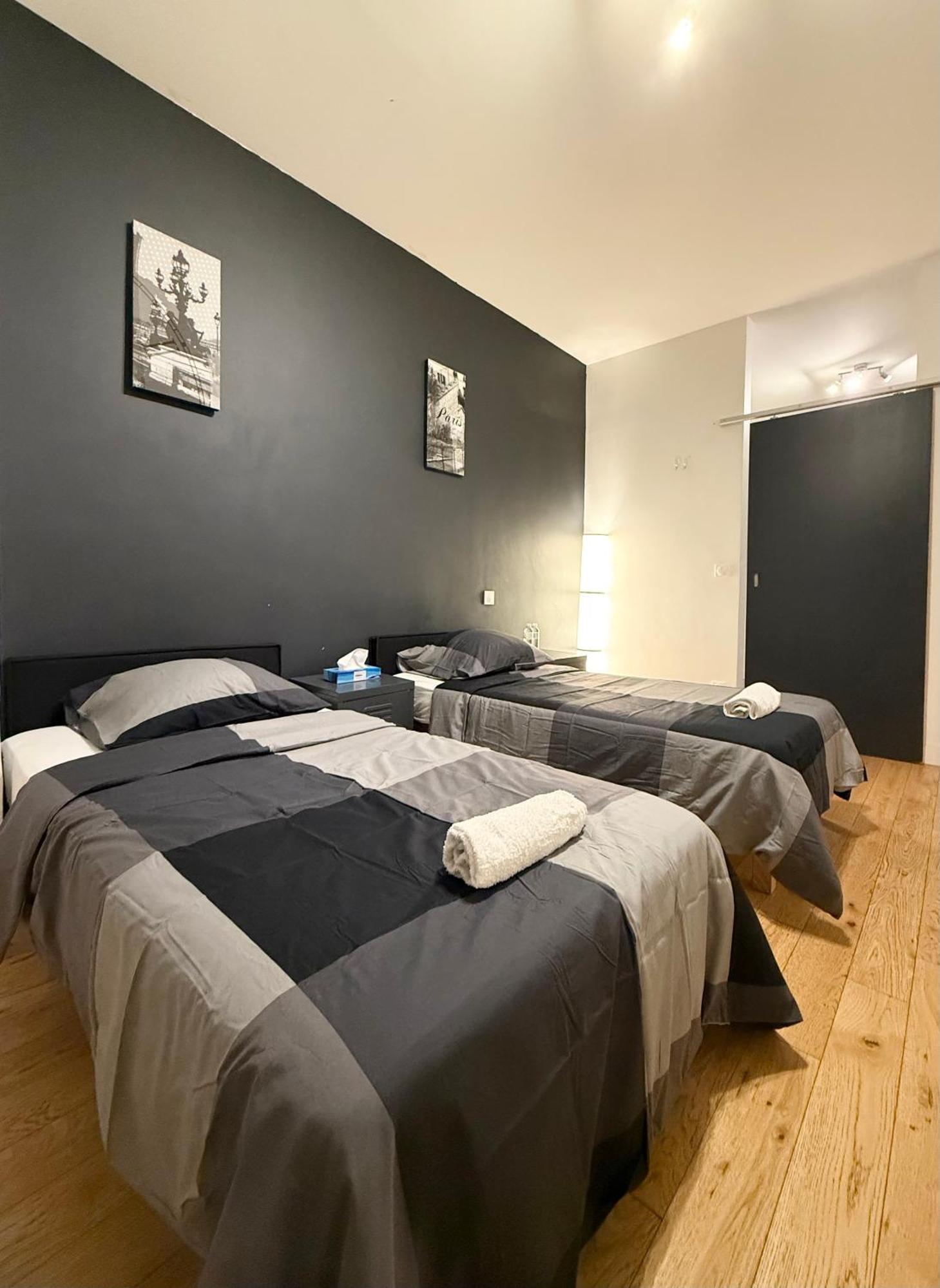 Family Champs Elysees Apartment Paris