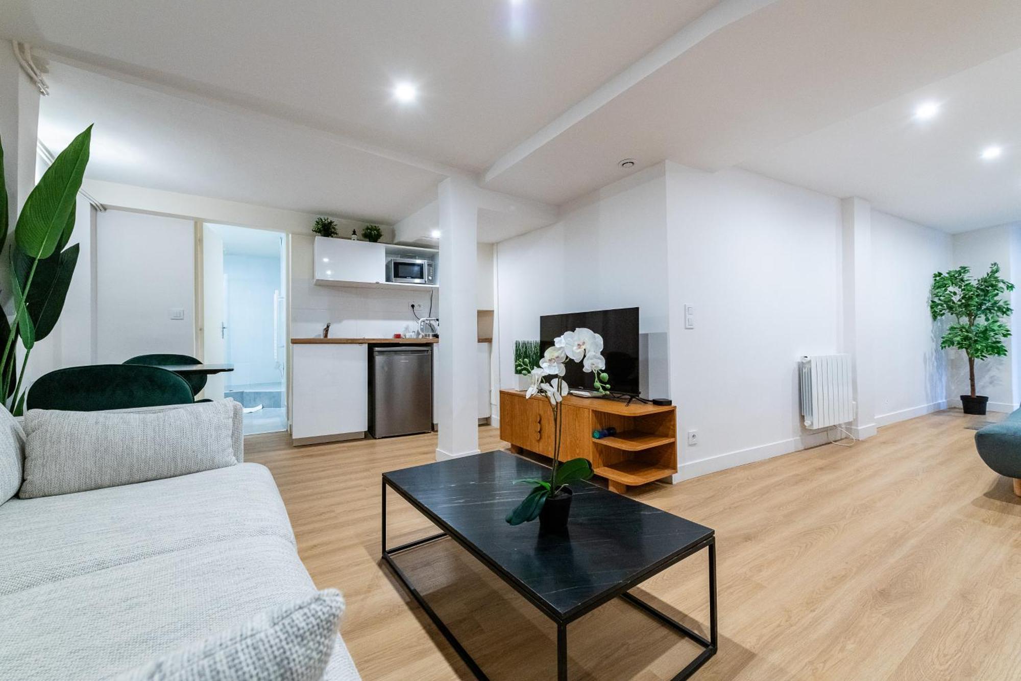 Apartment Le De Niro Magnifique Duplex Invalides Eiffel Tower 7 Pers