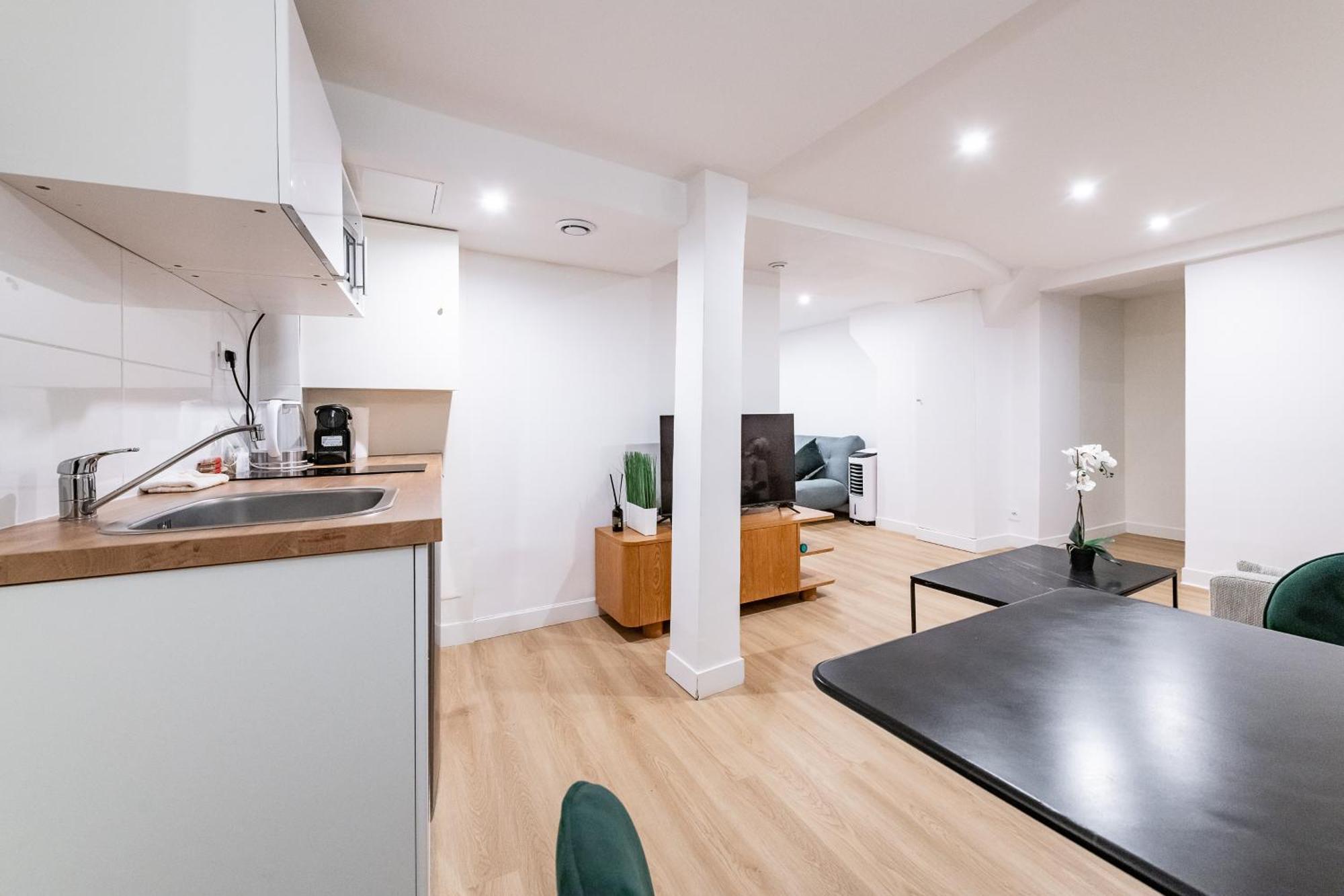 Le De Niro Magnifique Duplex Invalides Eiffel Tower 7 Pers Apartment