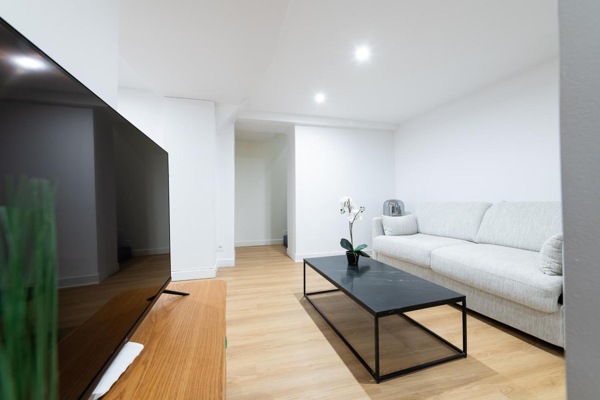 Apartment Le De Niro Magnifique Duplex Invalides Eiffel Tower 7 Pers Paris