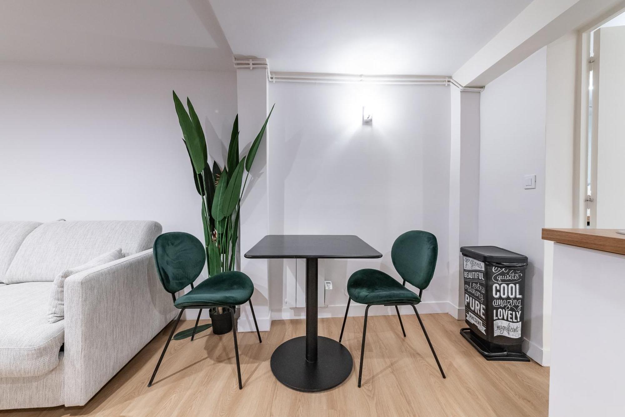 Le De Niro Magnifique Duplex Invalides Eiffel Tower 7 Pers Apartment