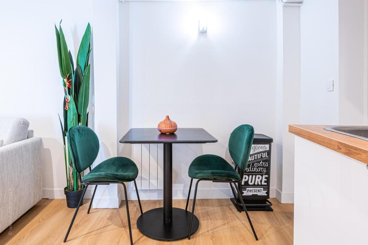 Le De Niro Magnifique Duplex Invalides Eiffel Tower 7 Pers Apartment