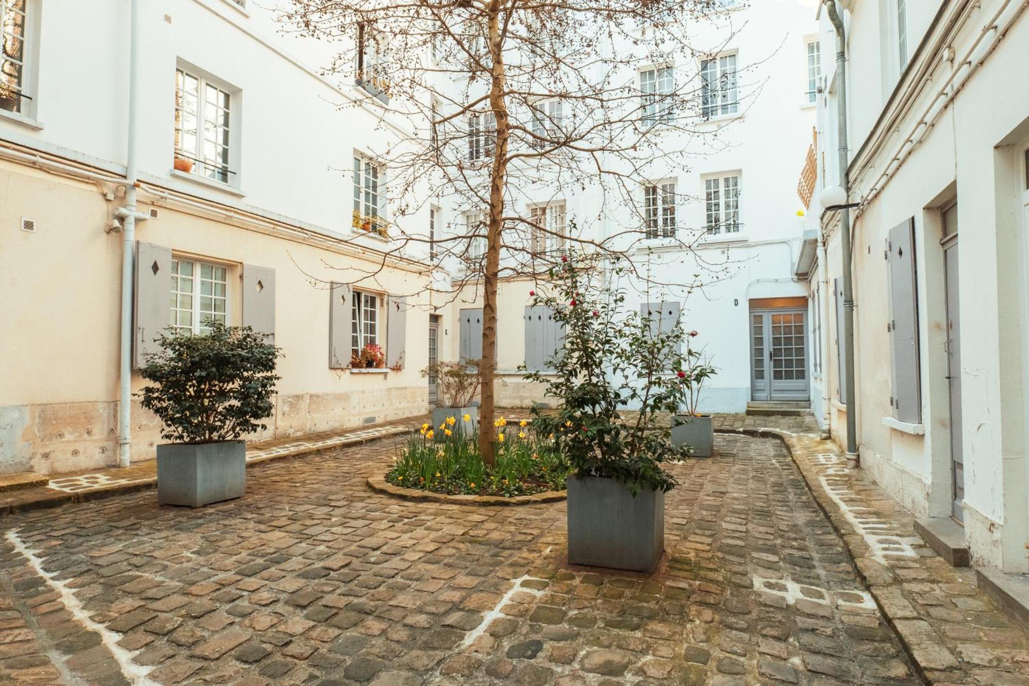 Apartment Au Centre De Paris