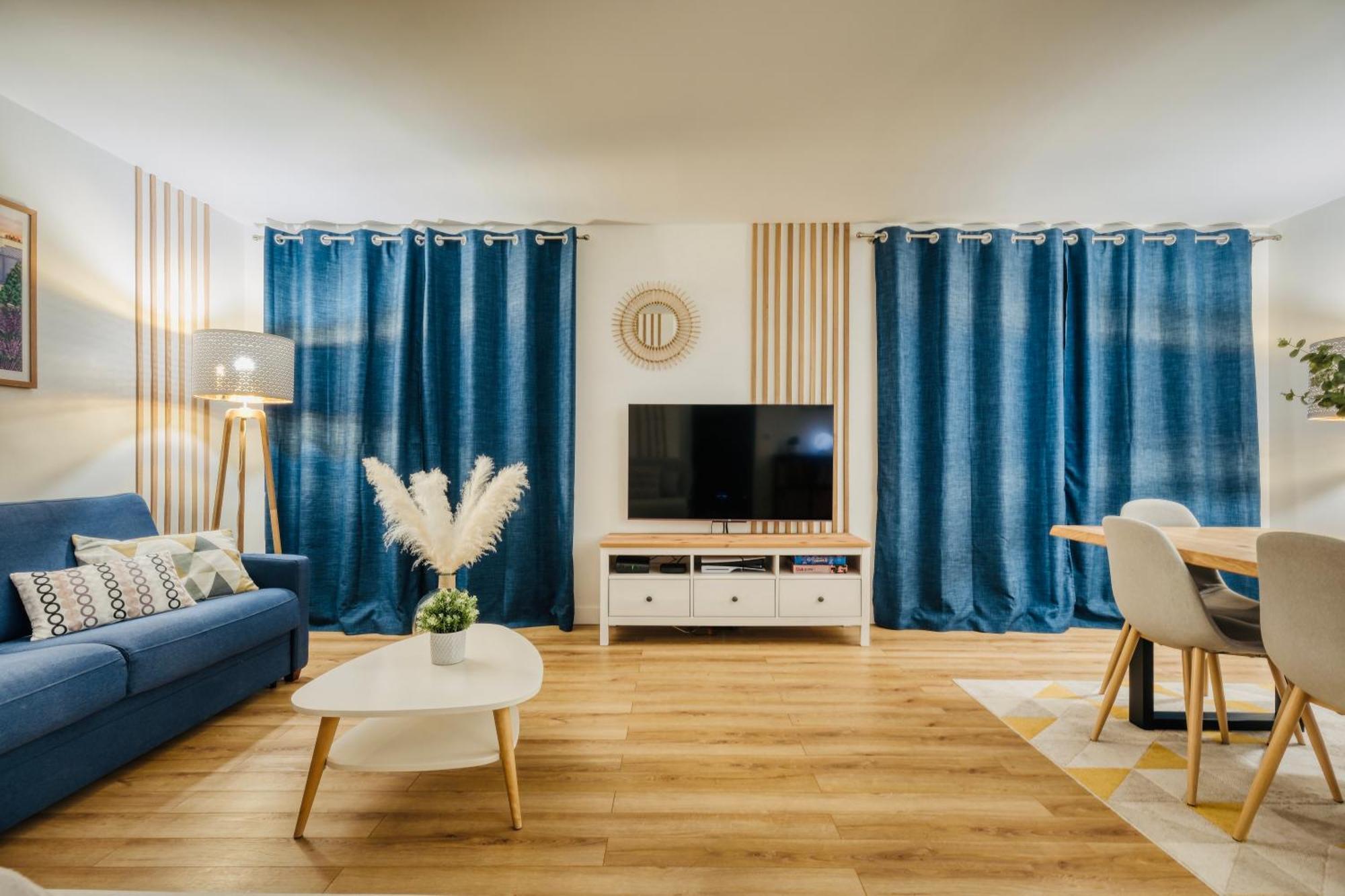 Myjolieparishome - King Size Bed, Ac Living Room, Balcony Apartment Paris